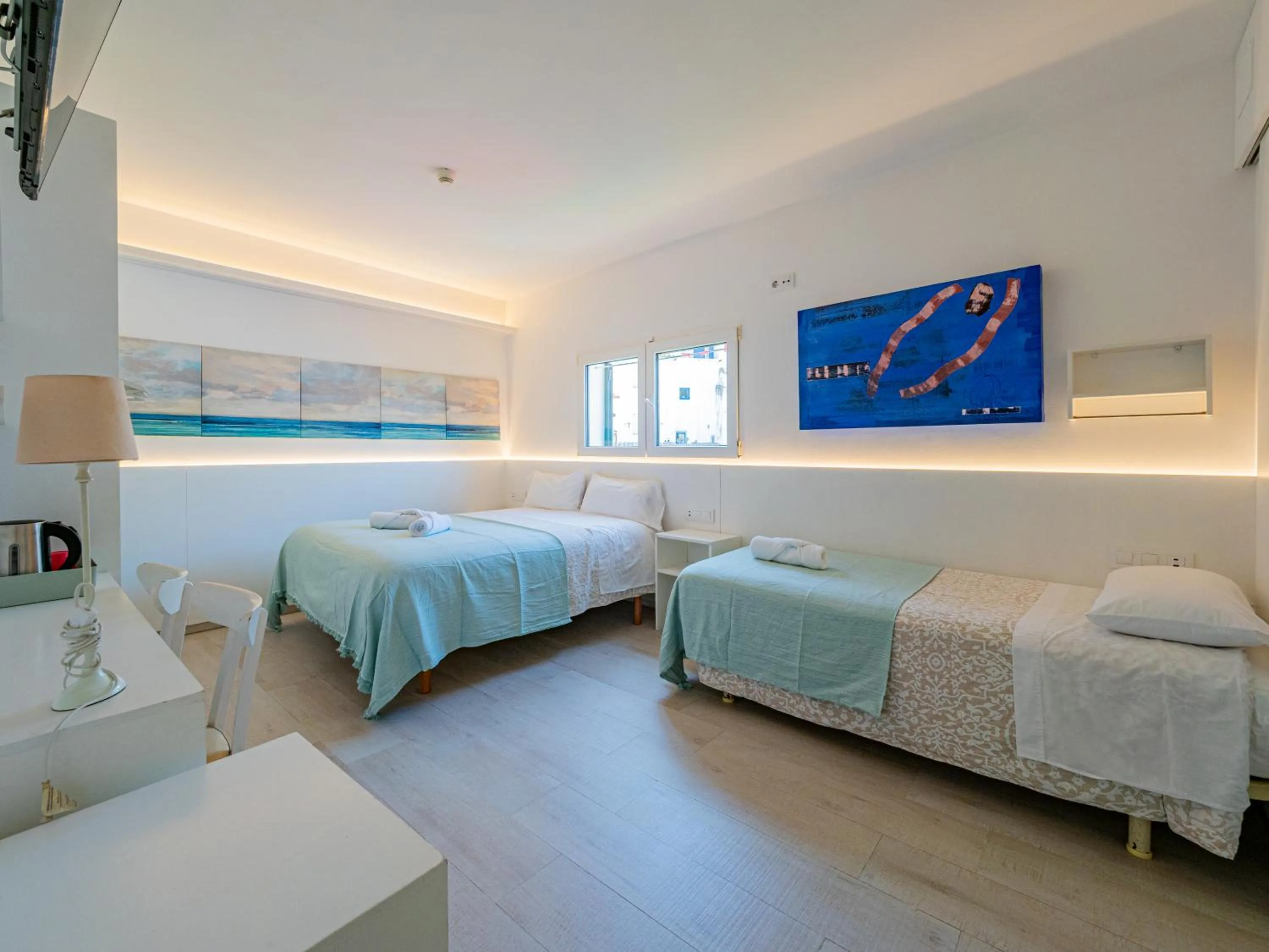 Standard Family Room in Hostal Marina Cadaqués