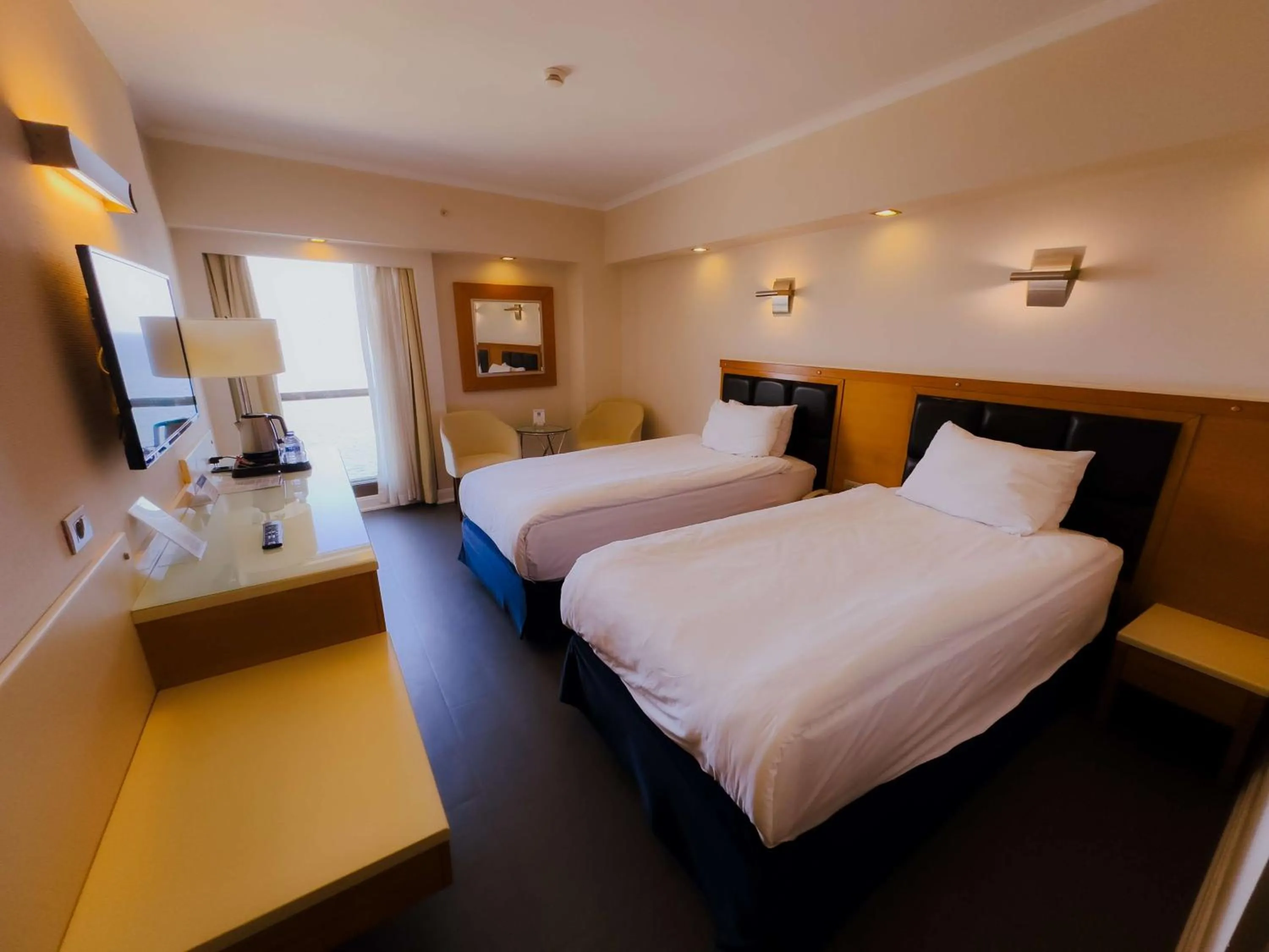 Twin Room in Best Western Plus Hotel Konak