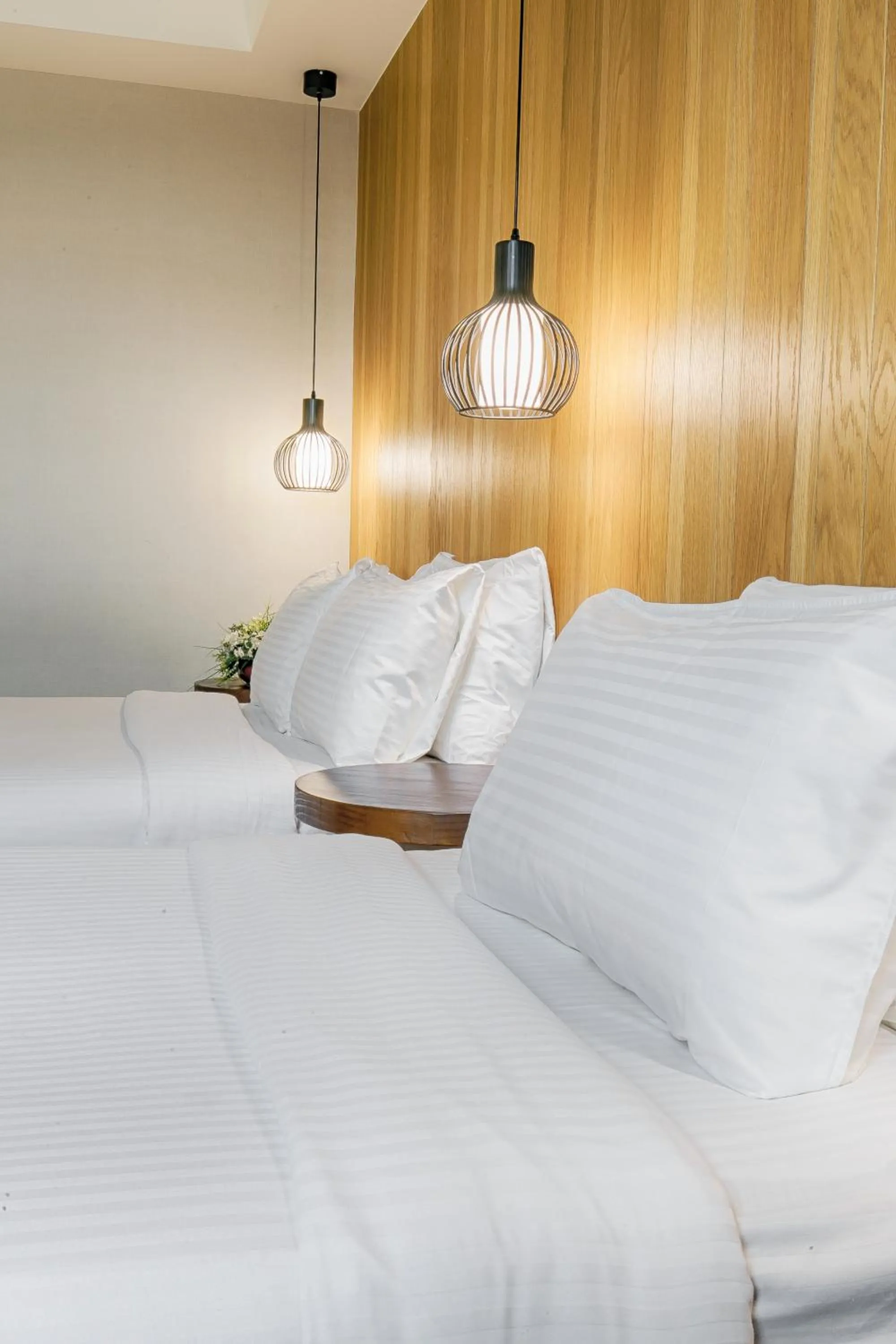 Deluxe Twin Room in Highness Hotel