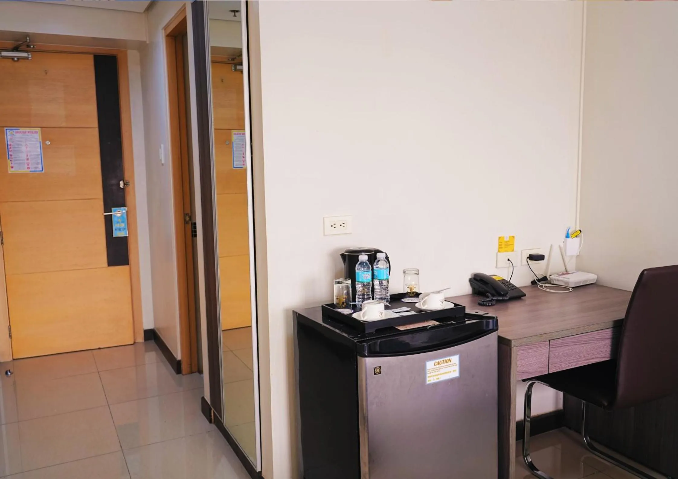 Deluxe Twin A  in Extremeli Suites