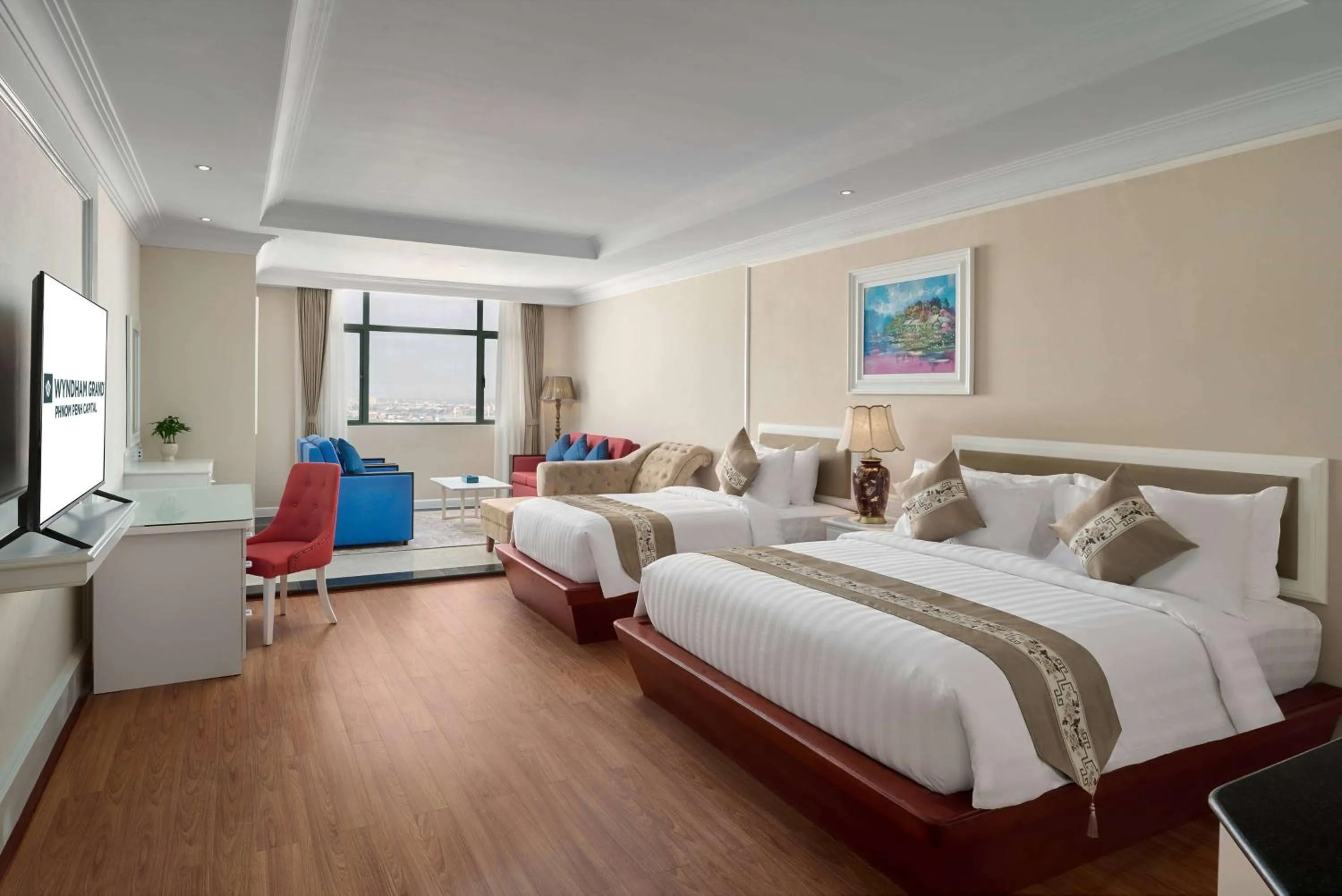 Deluxe Room in Wyndham Grand Phnom Penh Capital