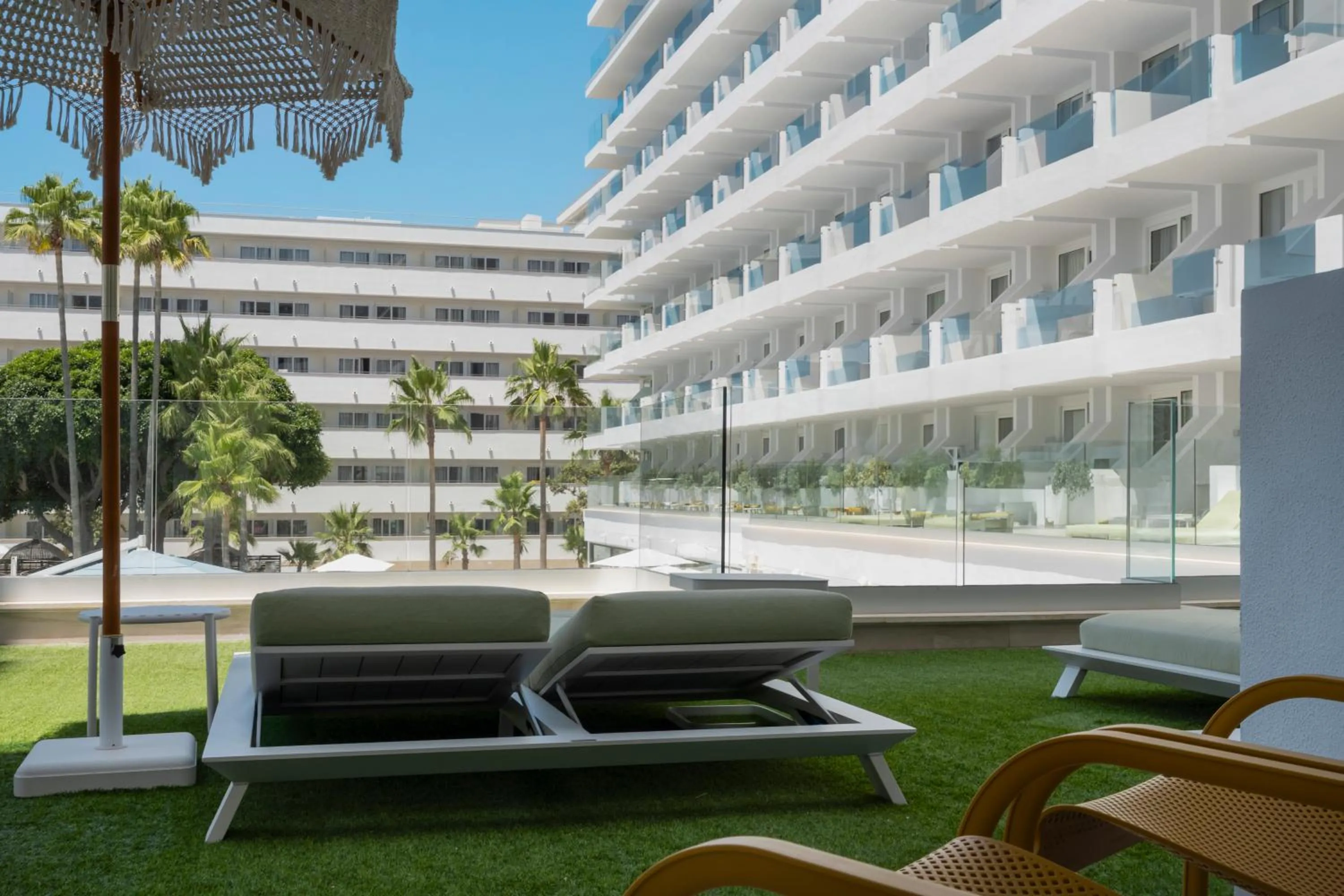 Double Pool View Premium Terrace in Iberostar Waves Bahía de Palma - Adults Only