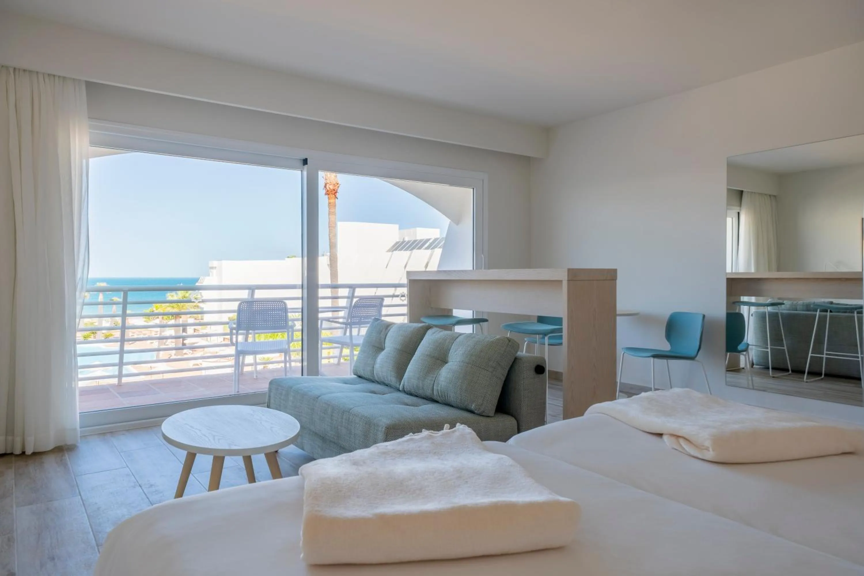 Junior Suite with Sea View in Iberostar Waves Royal Andalus