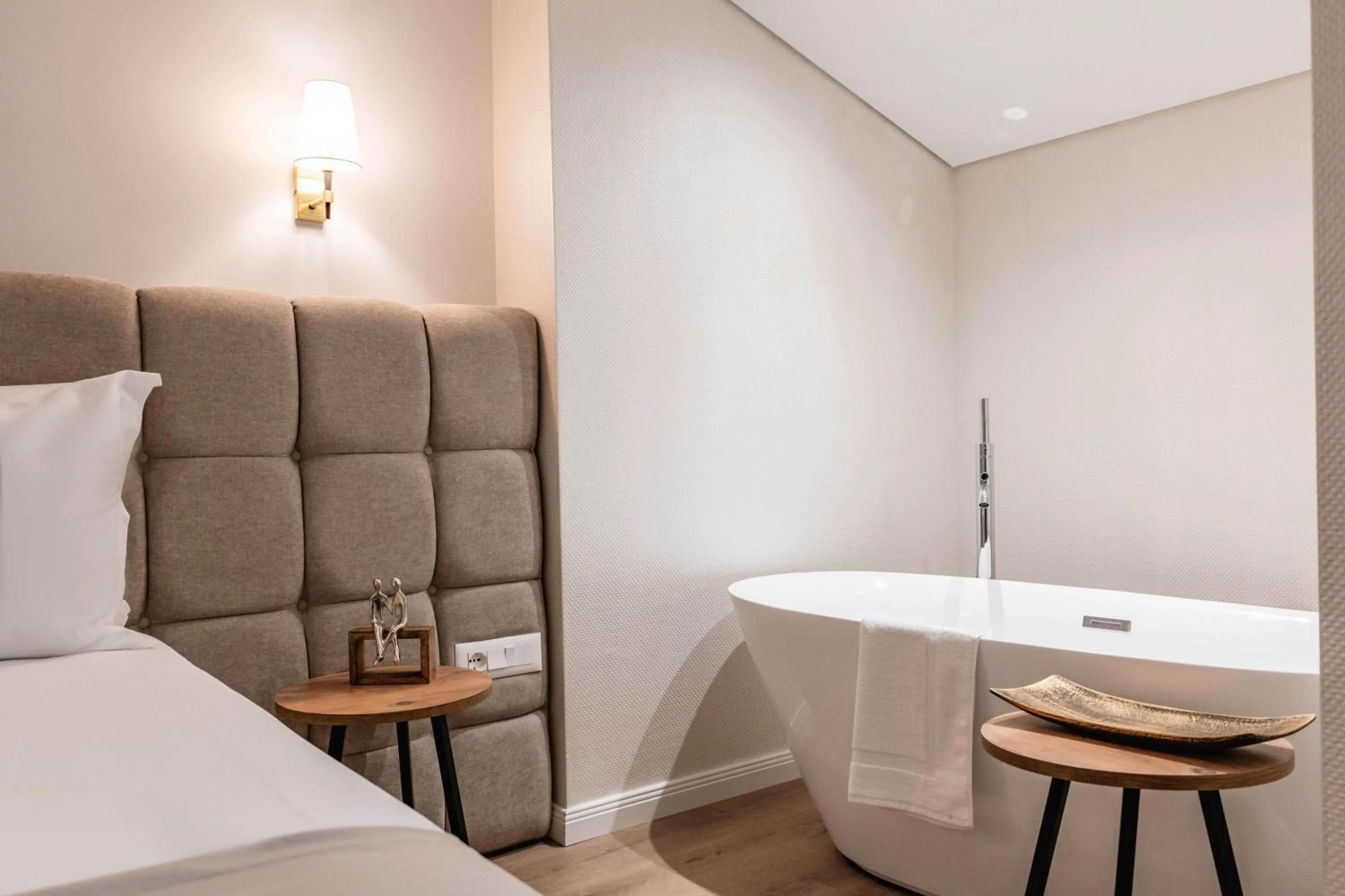 Deluxe Double Room with Hot Tub in Mae Select Hotel