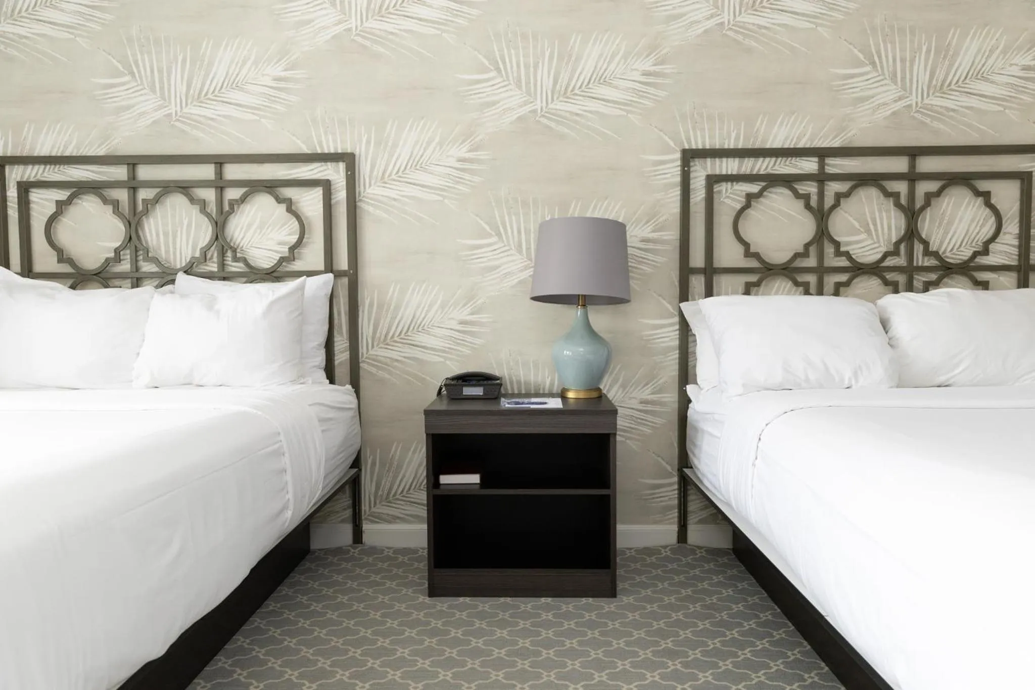 Deluxe Room Non- Lakeview with Two Double Beds and Balcony in The Geneva Inn