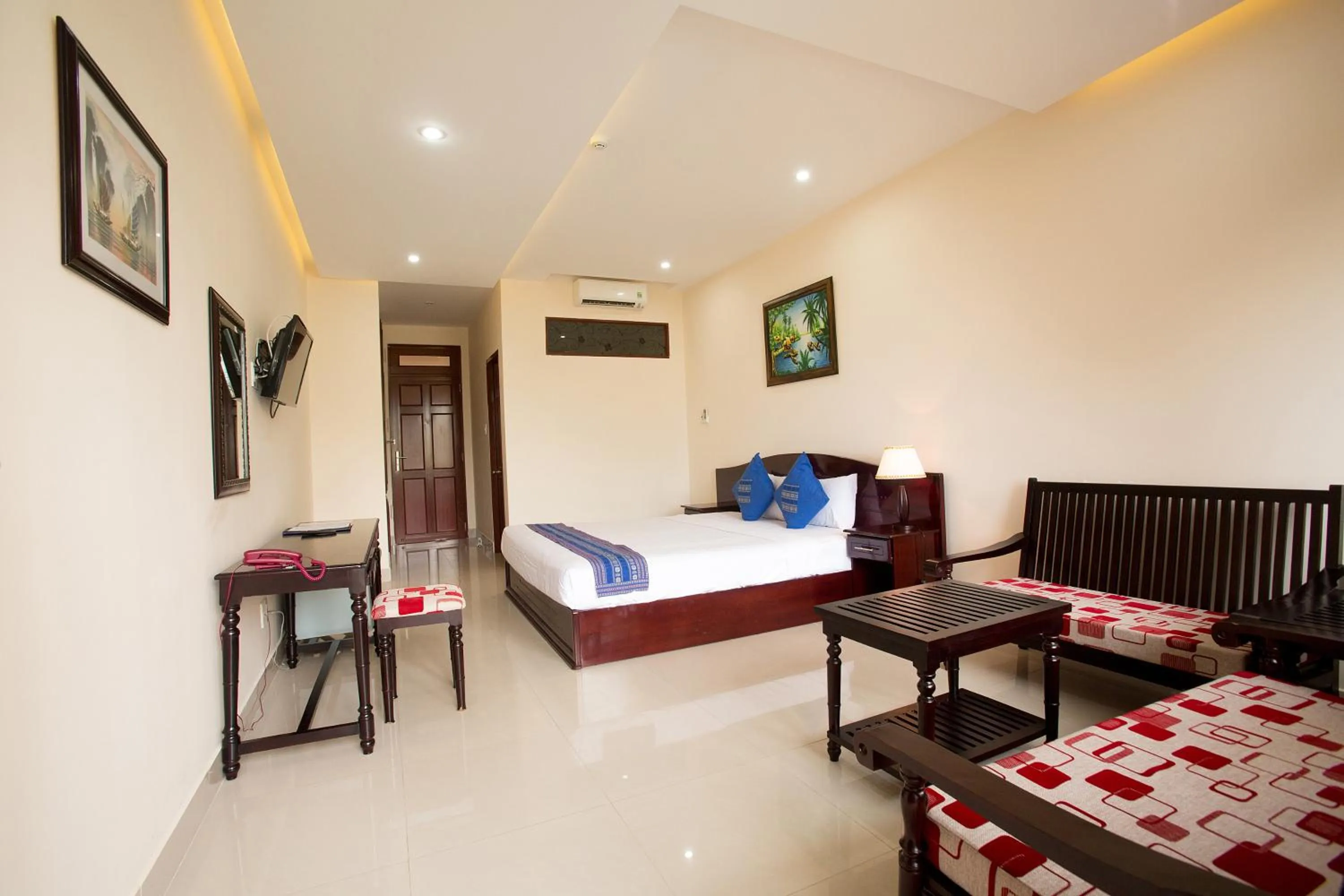 Deluxe Double or Twin Room in Palmira Beach Resort & Spa