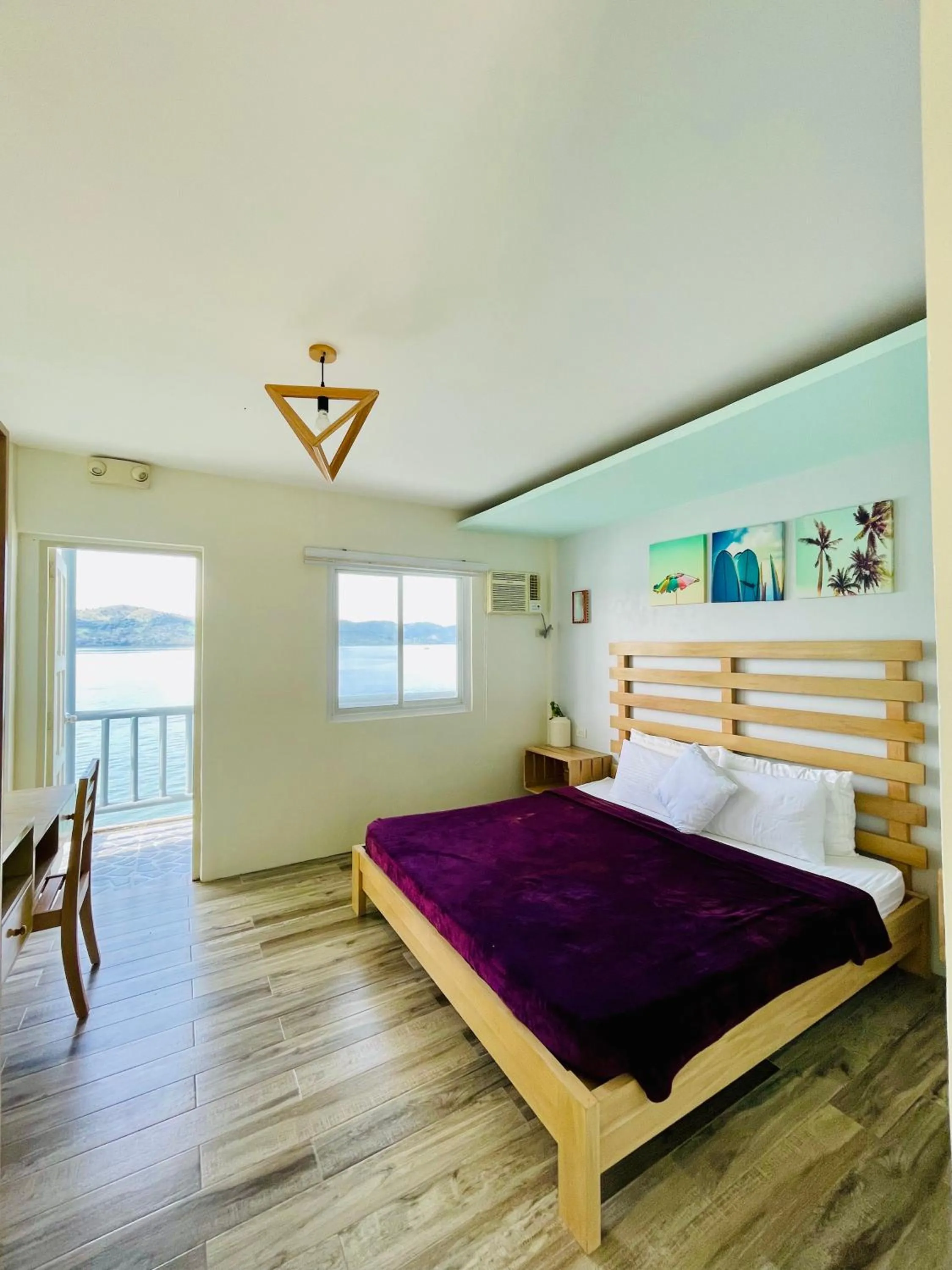 Sea View King Bed in Coron Underwater Garden Resort
