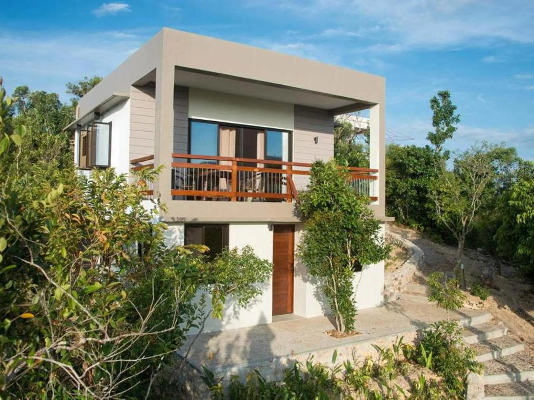 Deluxe Room with Balcony & River View in The Riverhouse