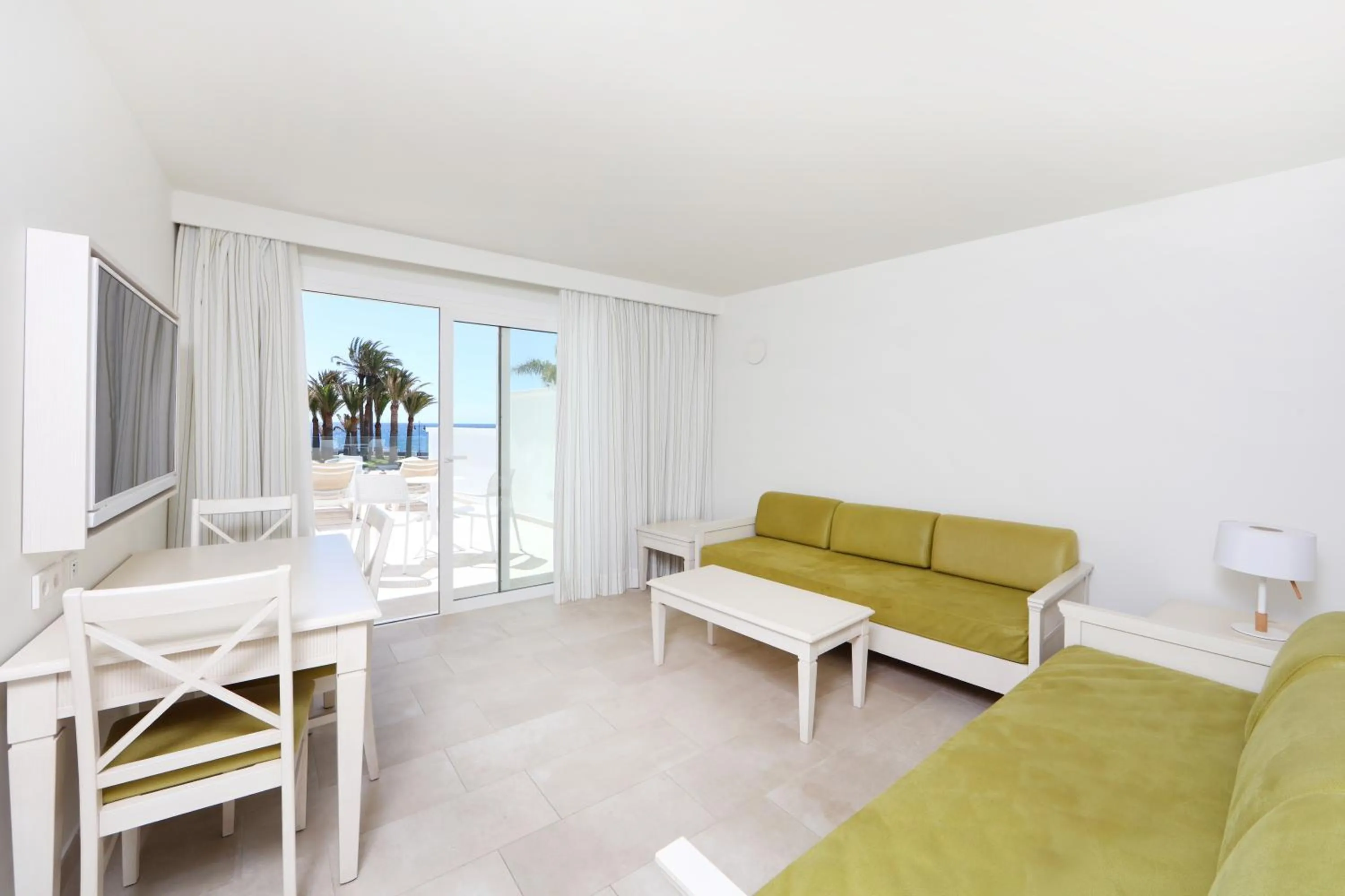 Family Room 2+2 in Iberostar Selection Lanzarote Park