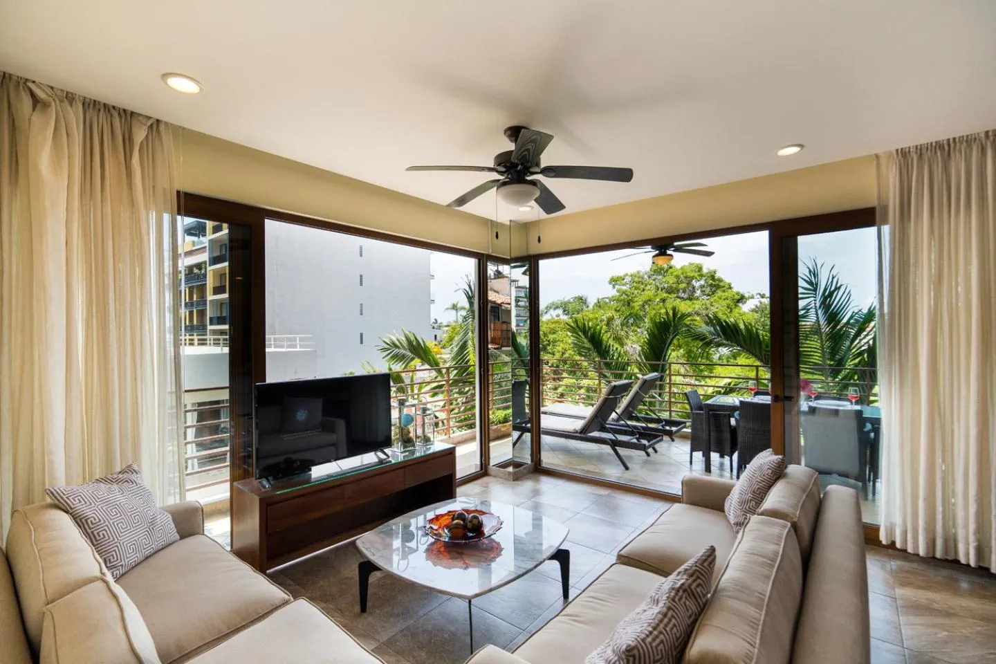 Two-Bedroom Apartment in Pinnacle Resorts 220