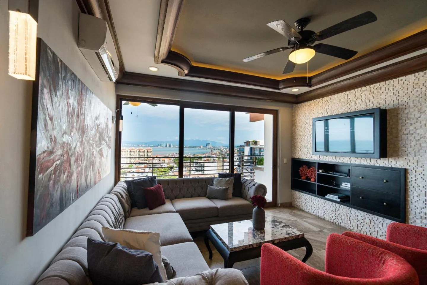 Penthouse Apartment in Pinnacle Resorts 220
