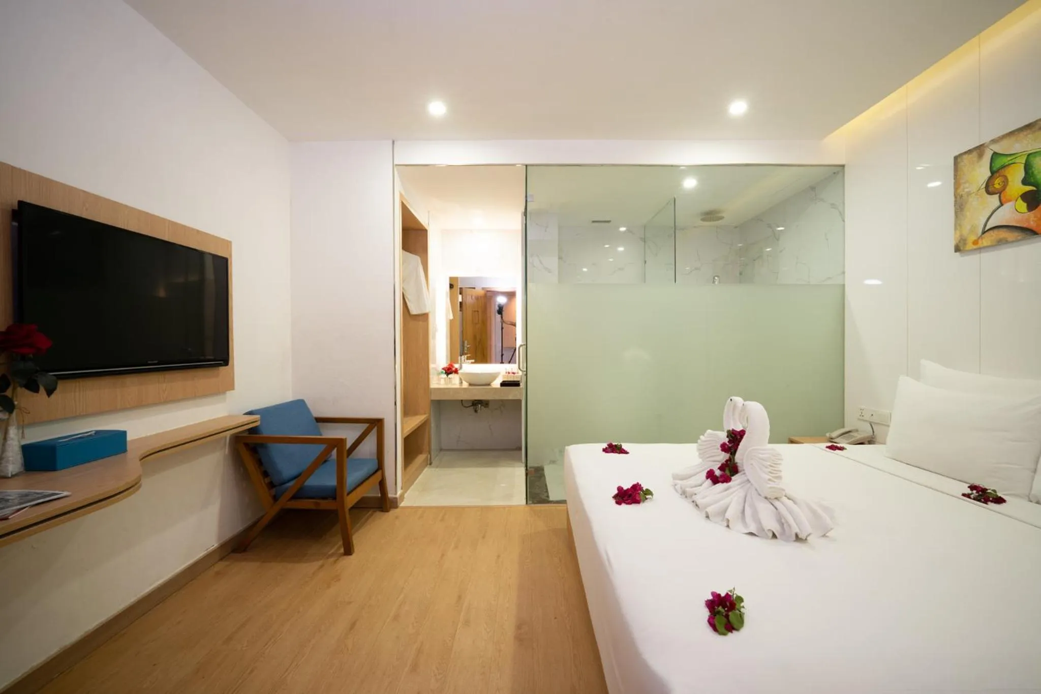 Superior Double Room in KOVA Diamond Hotel Da Nang