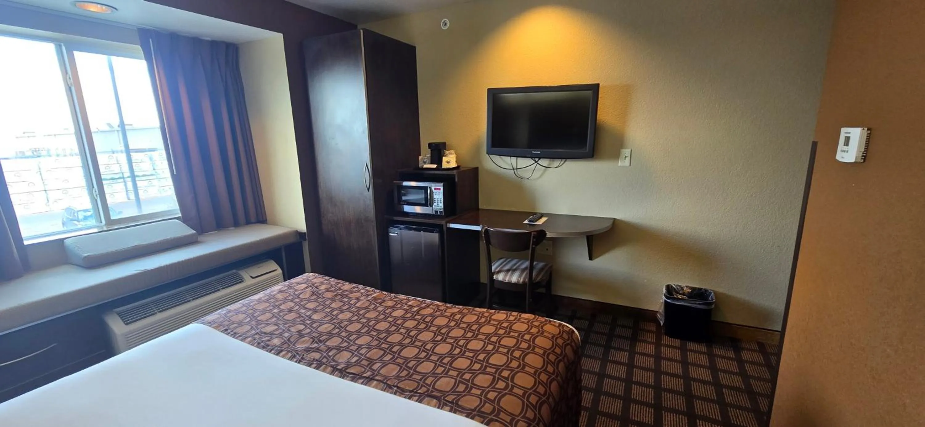 Queen Studio Suite - Non-Smoking in Microtel Inn & Suites by Wyndham Odessa TX