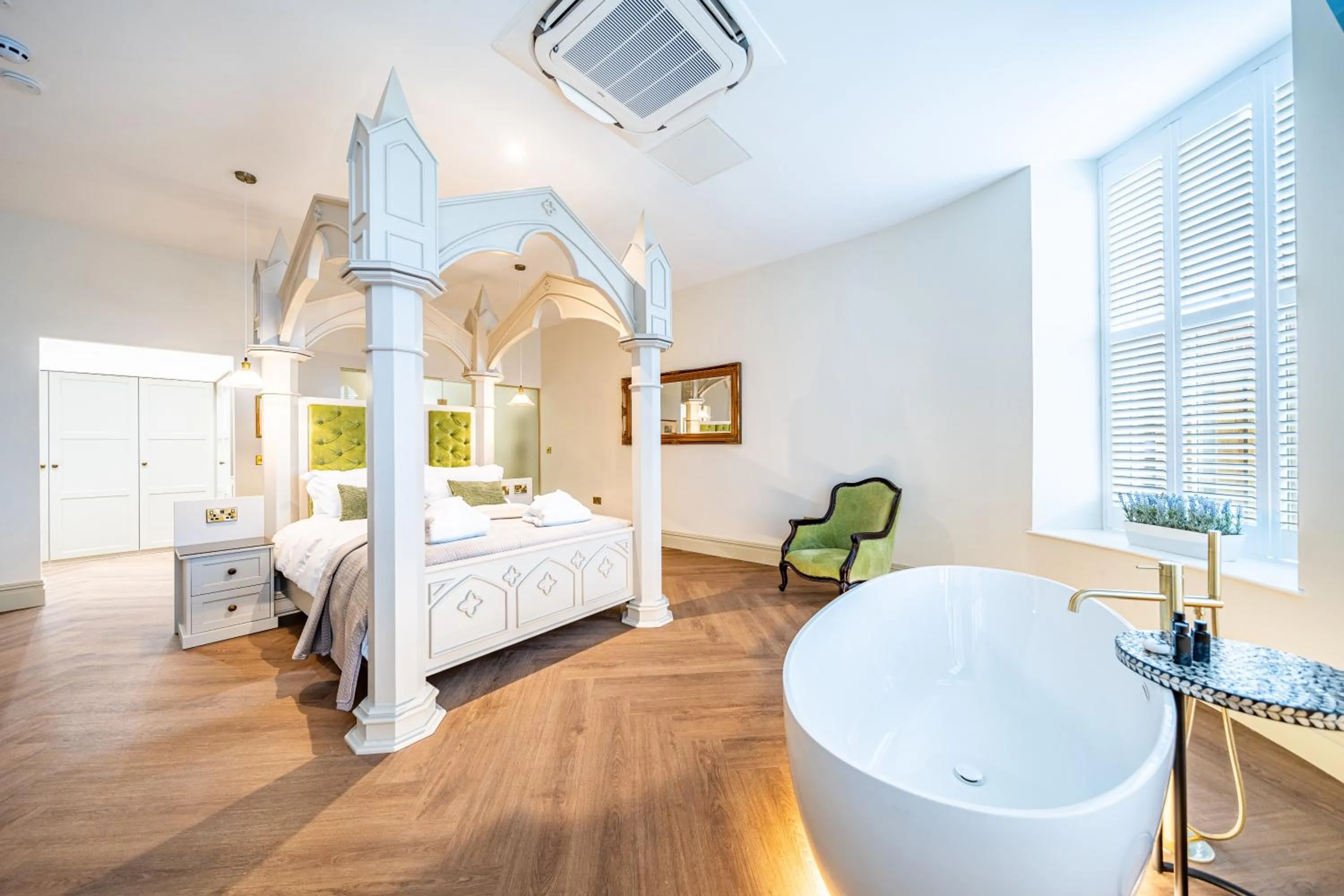 Suite with Garden View in St Marys Quarters