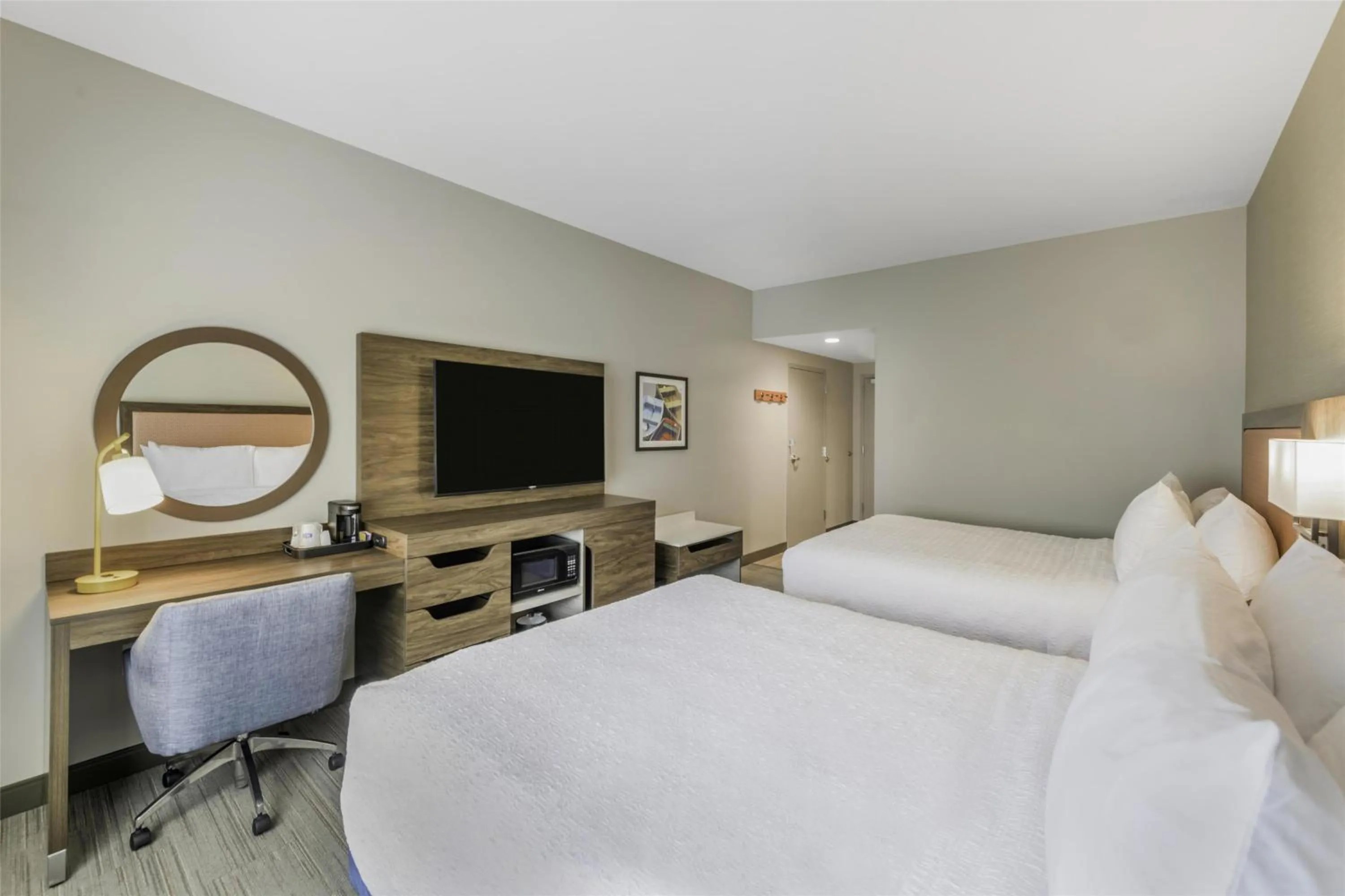 Queen Room with Two Queen Beds in Hampton Inn & Suites By Hilton Decatur