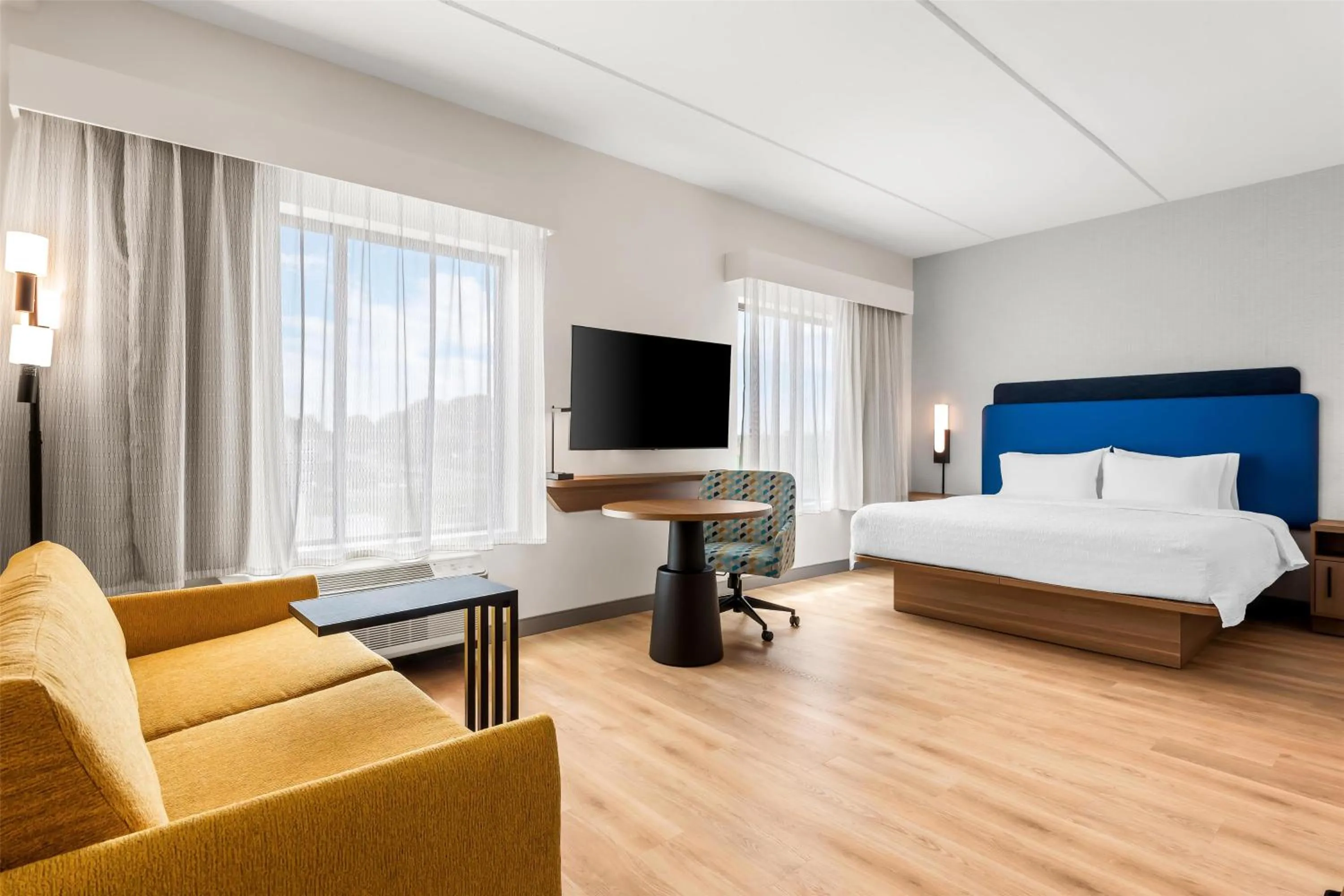 King Studio Suite in Hampton Inn & Suites Intercourse, Pa