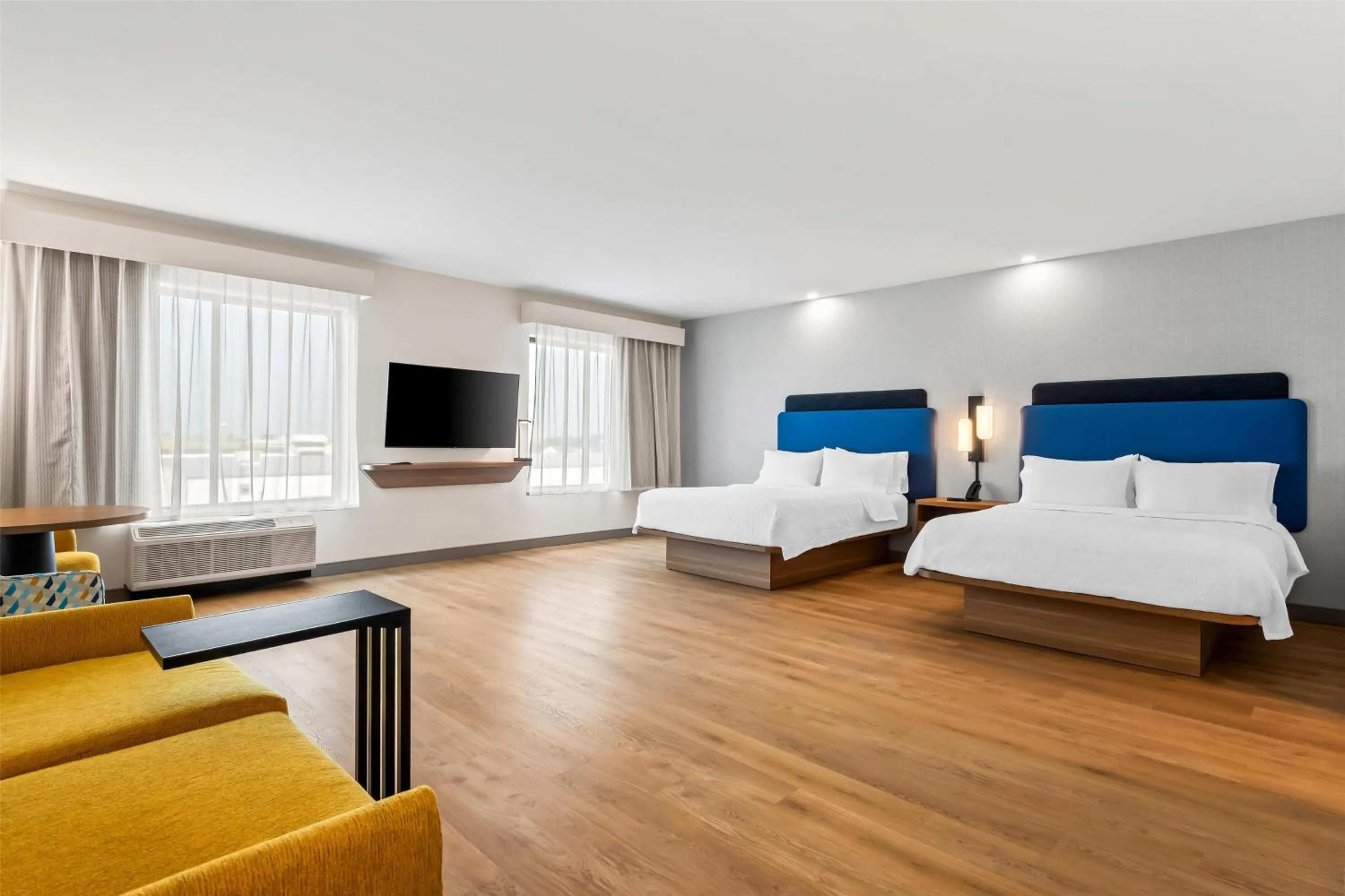 Queen Studio Suite with Two Queen Beds in Hampton Inn & Suites Intercourse, Pa