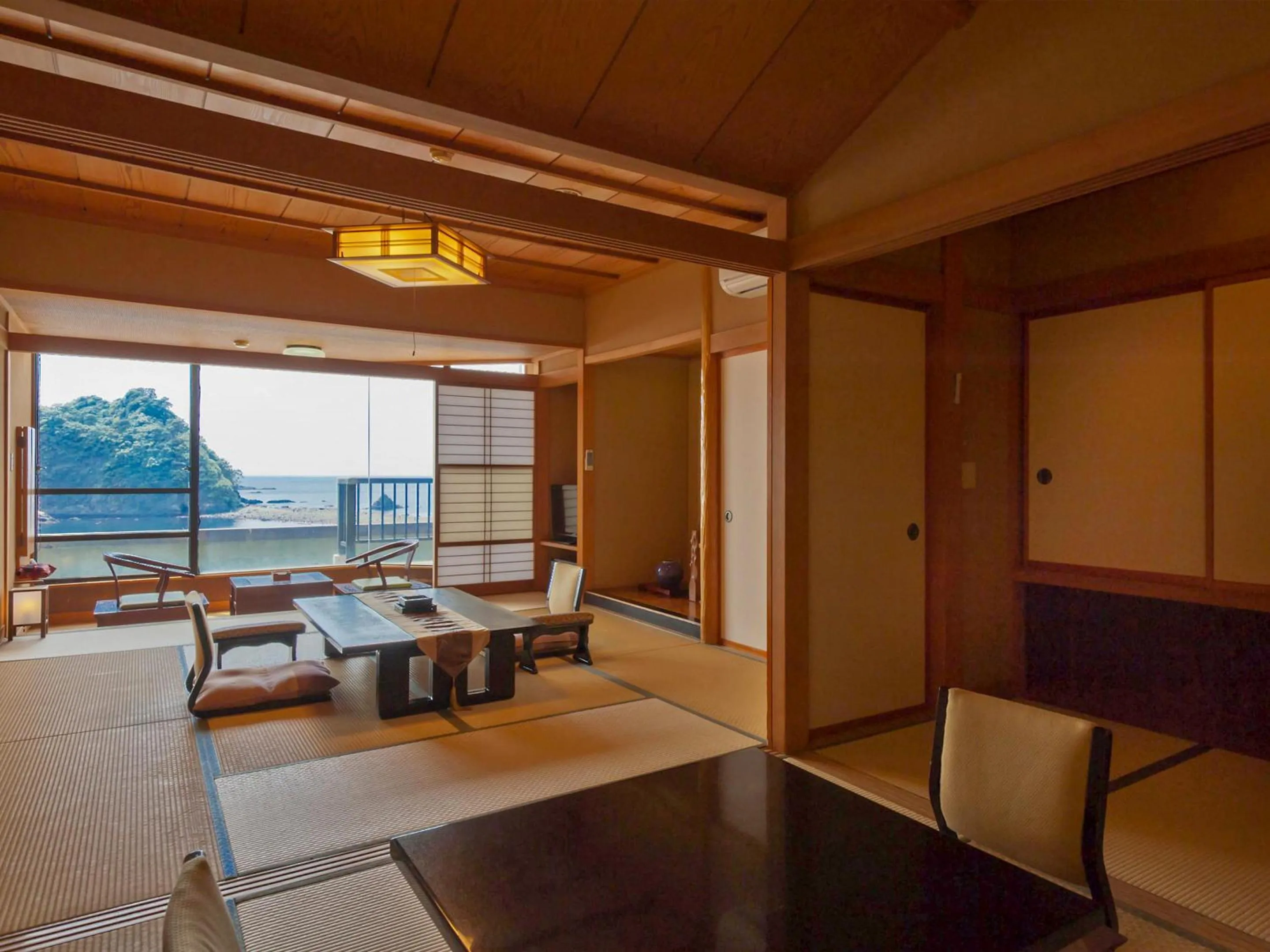 Japanese-Style Superior Room in UmibenokakureyuSEIRYU海辺のかくれ湯清流