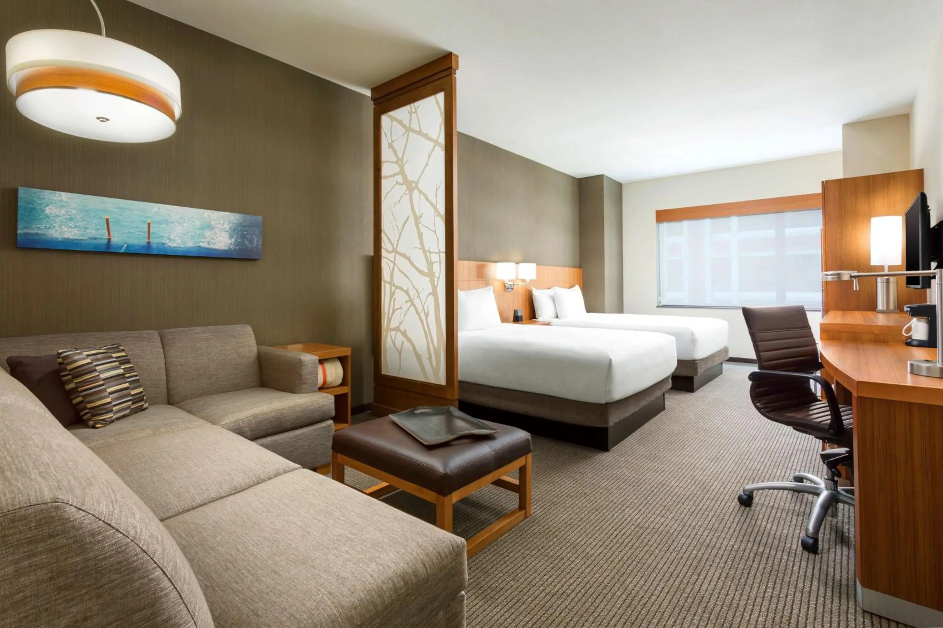 Queen Room with Two Queen Beds and Sofa Bed in Hyatt Place Chicago/Downtown - The Loop