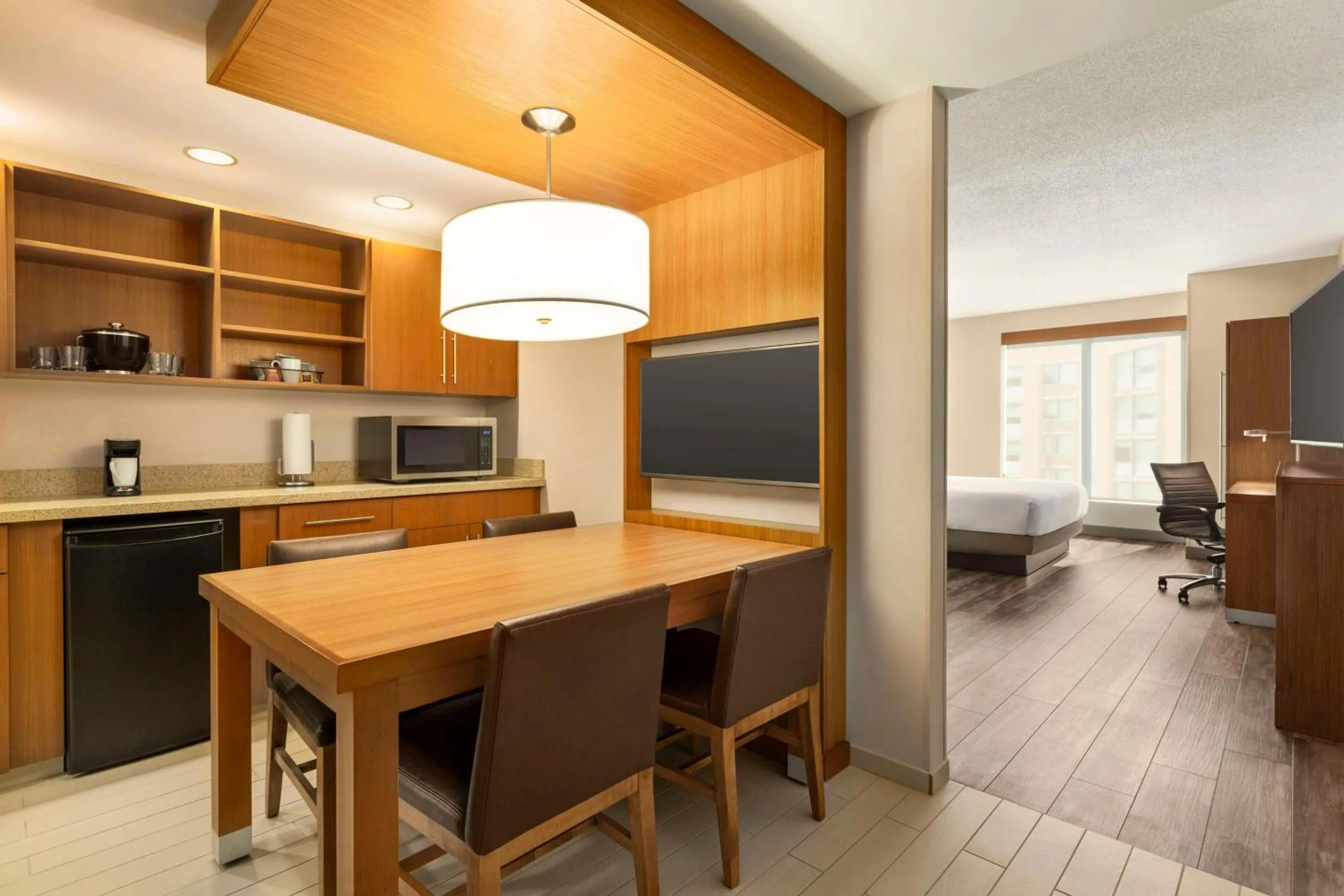 King Suite with Sofa Bed and Shower - Disability Access in Hyatt Place Columbia/Downtown/The Vista