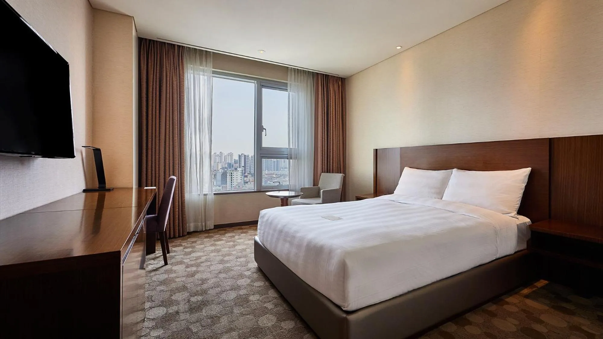 Superior Double Room in LOTTE CITY HOTEL Ulsan