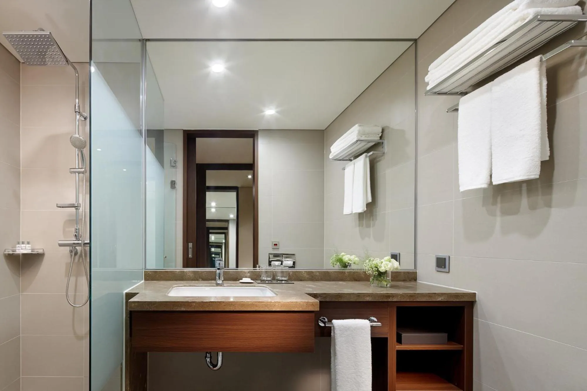 Standard Double Room in LOTTE CITY HOTEL Ulsan