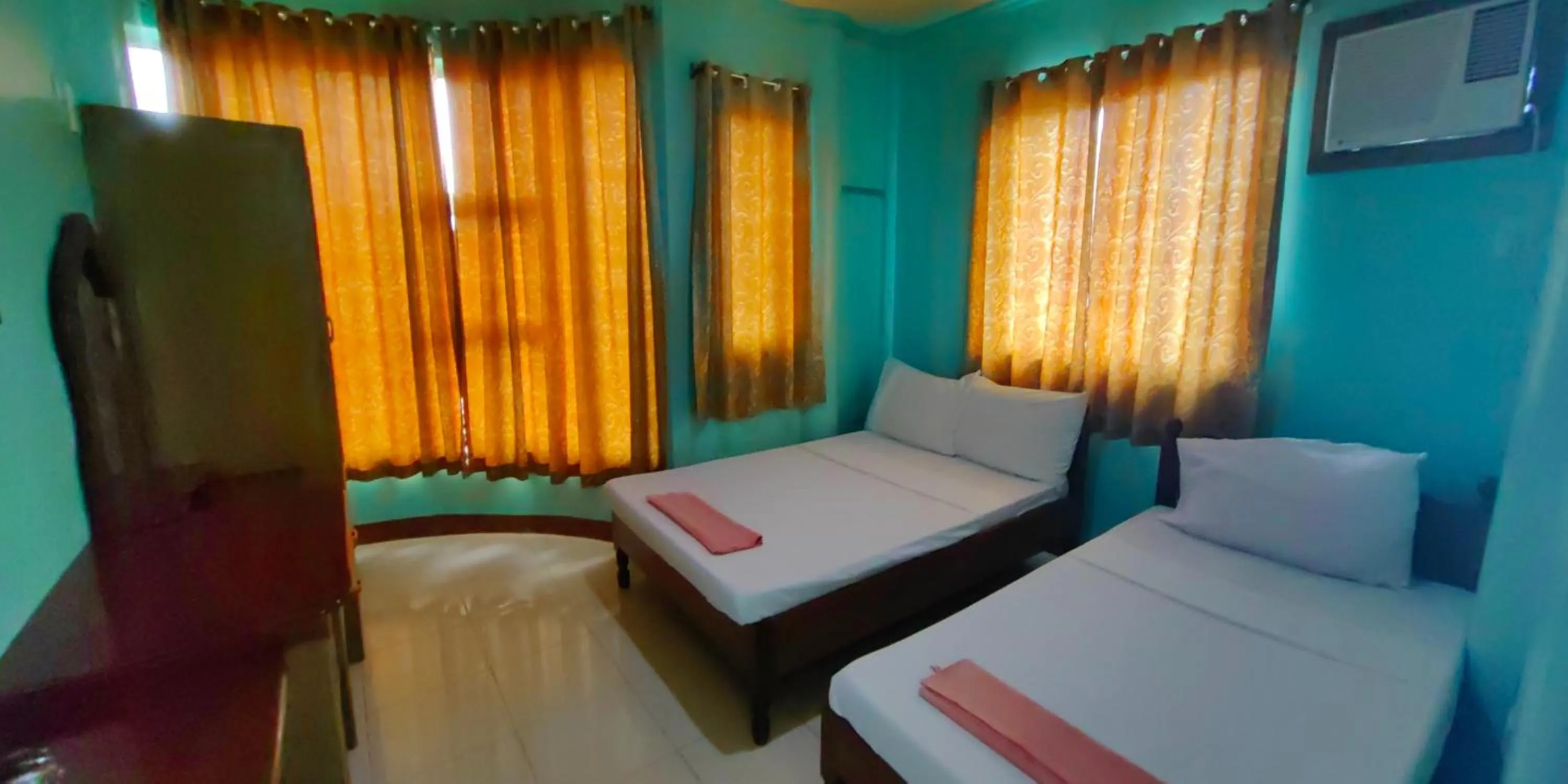 Family Suite in Dads Bayview Pension