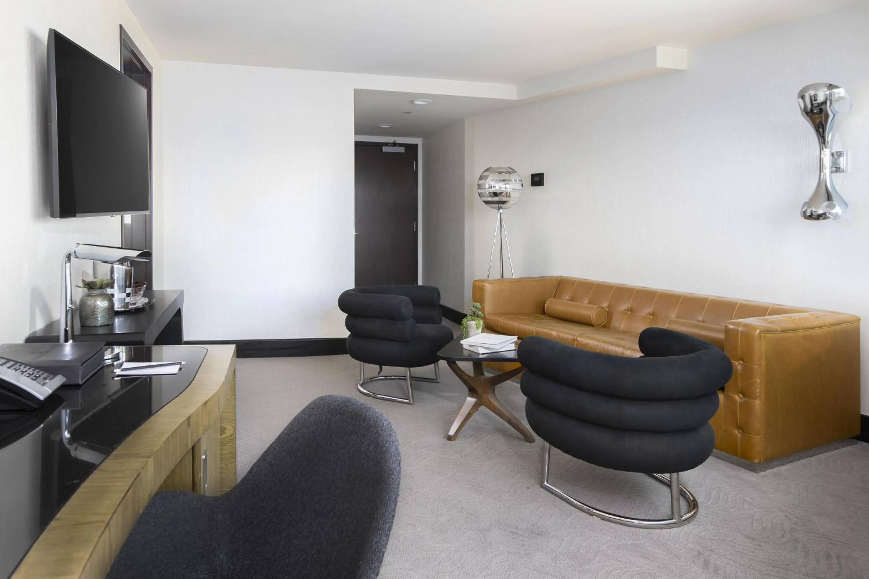 Garden View 1 Bedroom Suite in The Watergate Hotel Georgetown