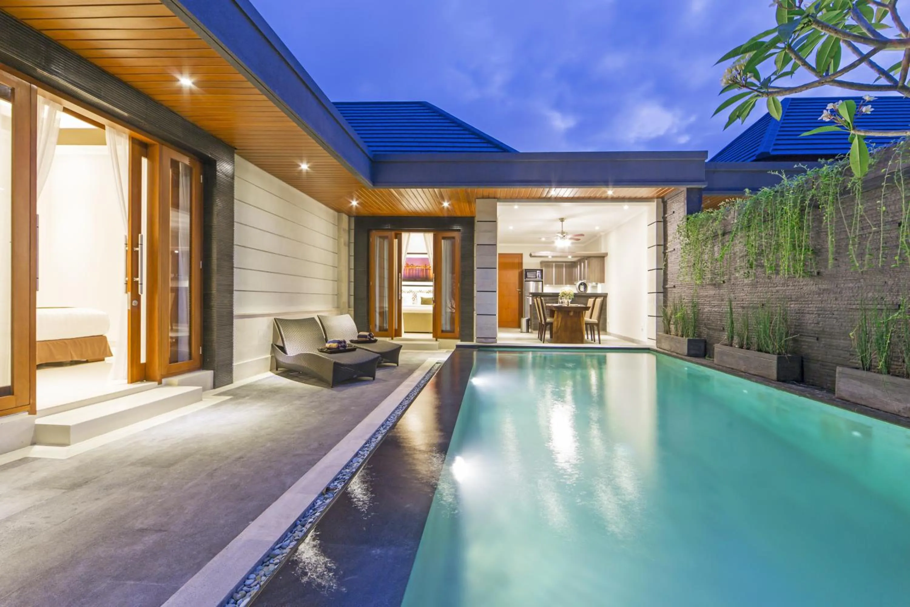 One-Bedroom Luxury Pool Villa in The Banyumas Suite Villa Legian