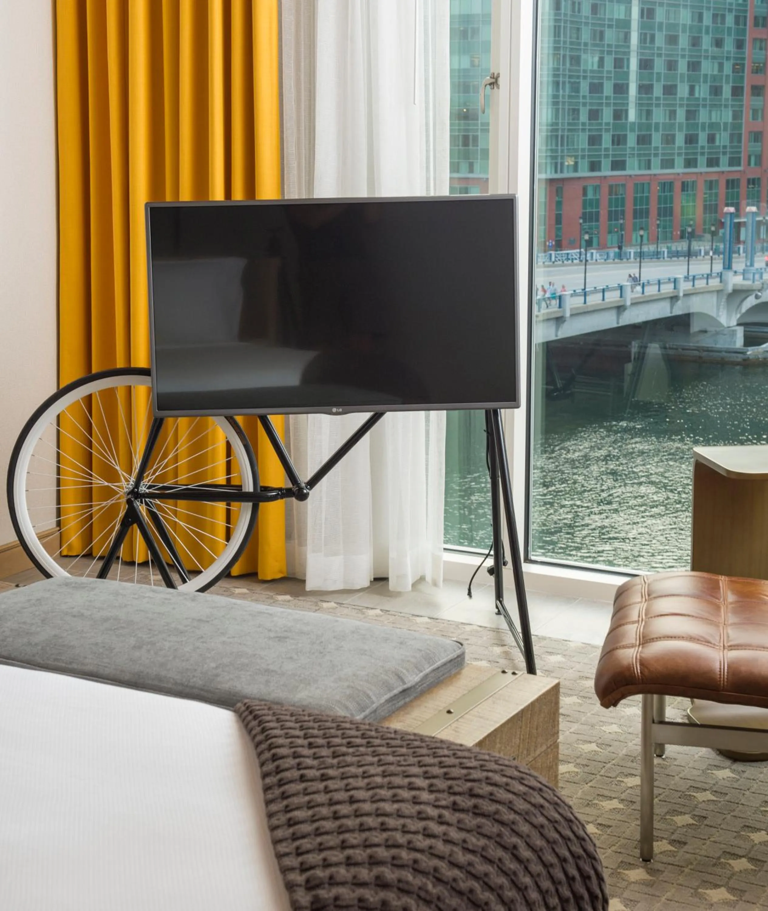 Deluxe King Room with Water View - Hearing Accessible in The Envoy Hotel, Autograph Collection