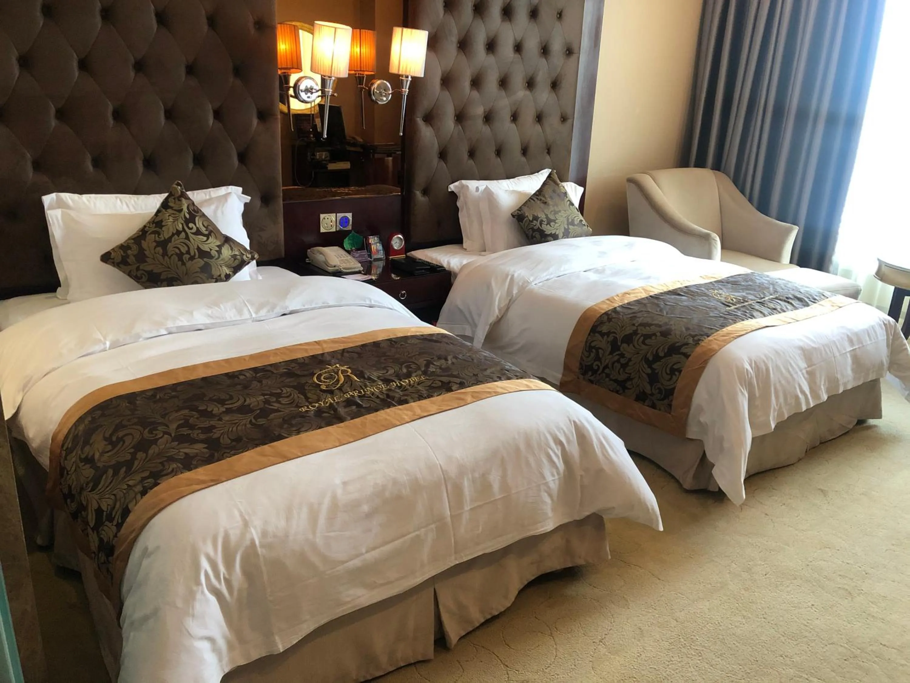 Superior Twin Room in Foshan Royal Prince Hotel