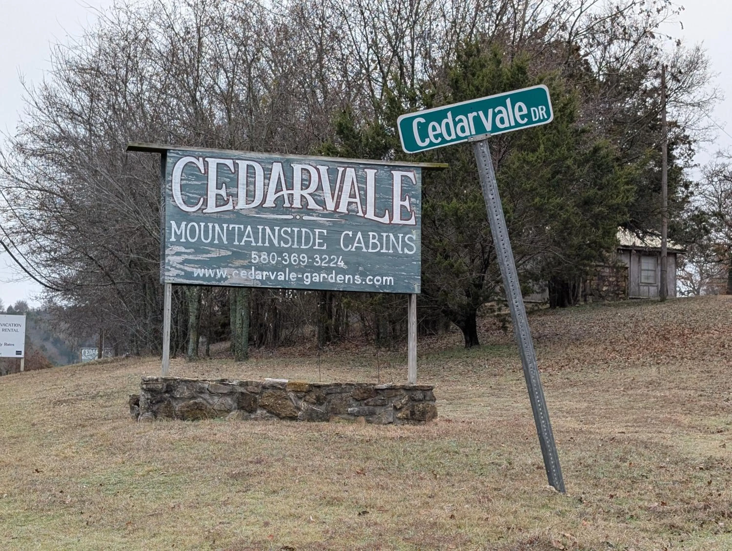 Cedarvale Cabins Turner Falls