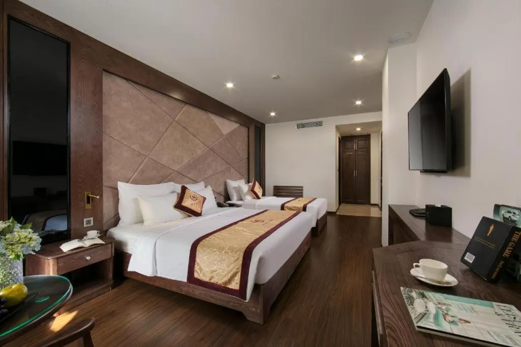 Triple Room with Bath in Halios Hotel Halong