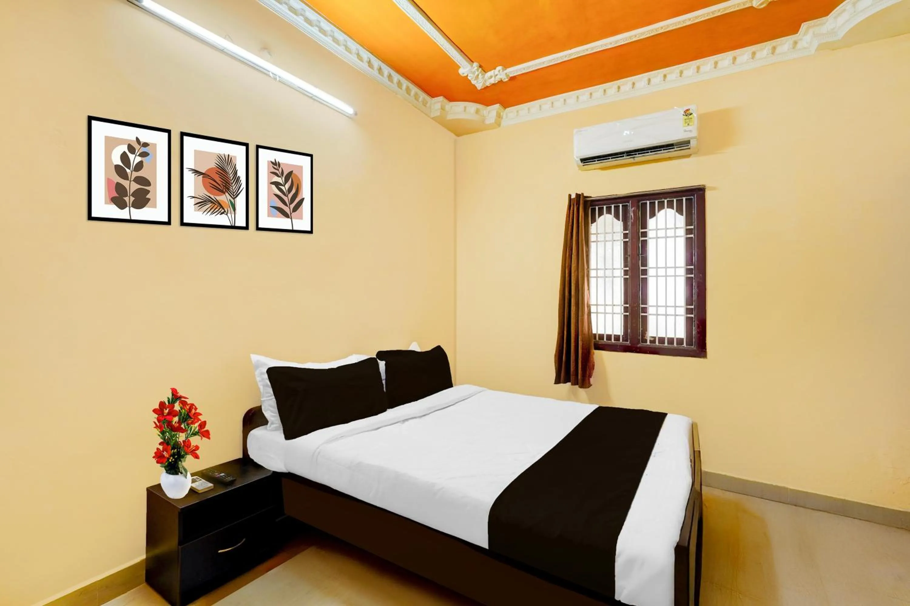 Classic Triple Room - single occupancy in Super Hotel O Nemeli Road Sriram Nagar