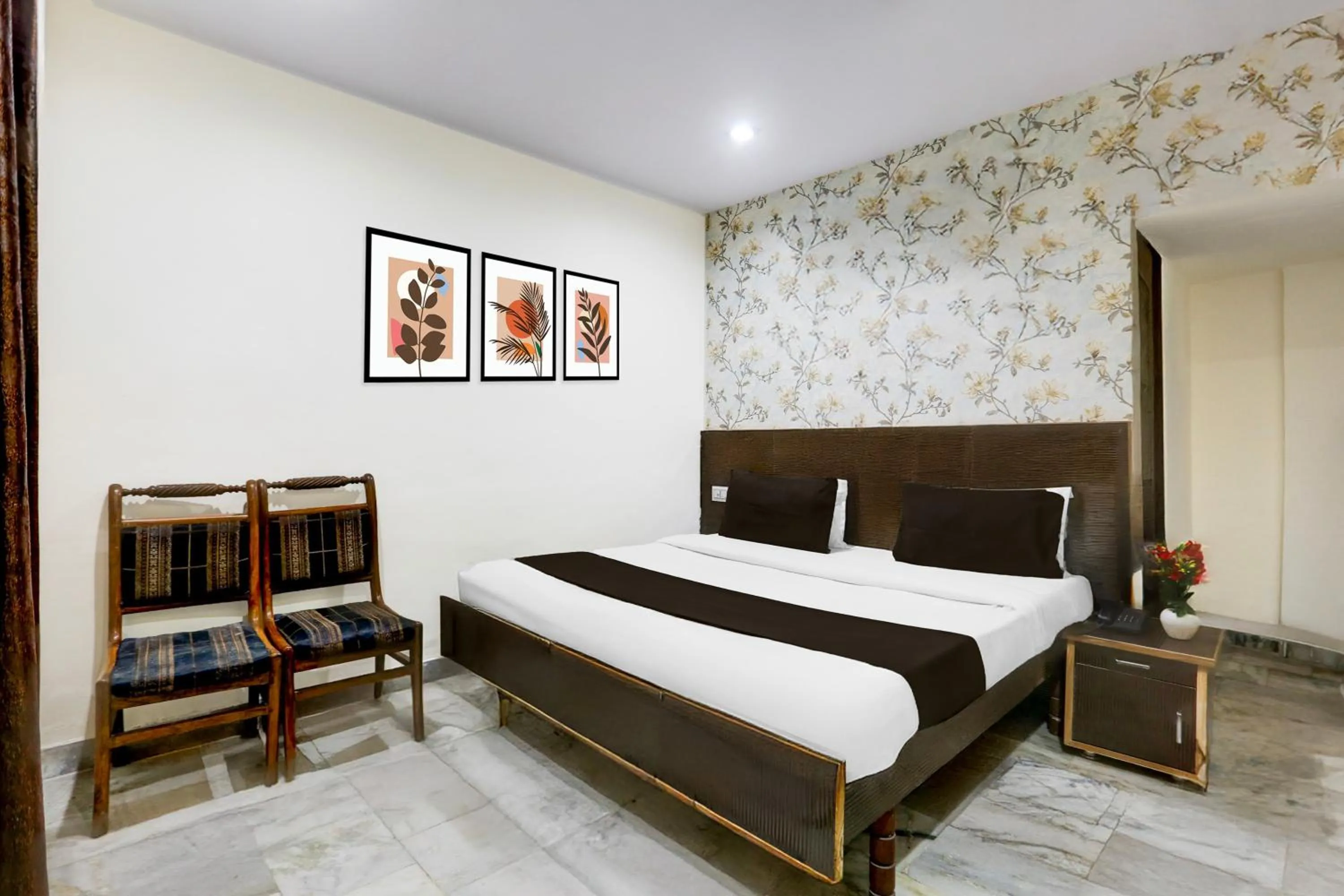 Classic Triple Room - single occupancy in Super Hotel O Subhani Building Formerly Hotel Amandeep