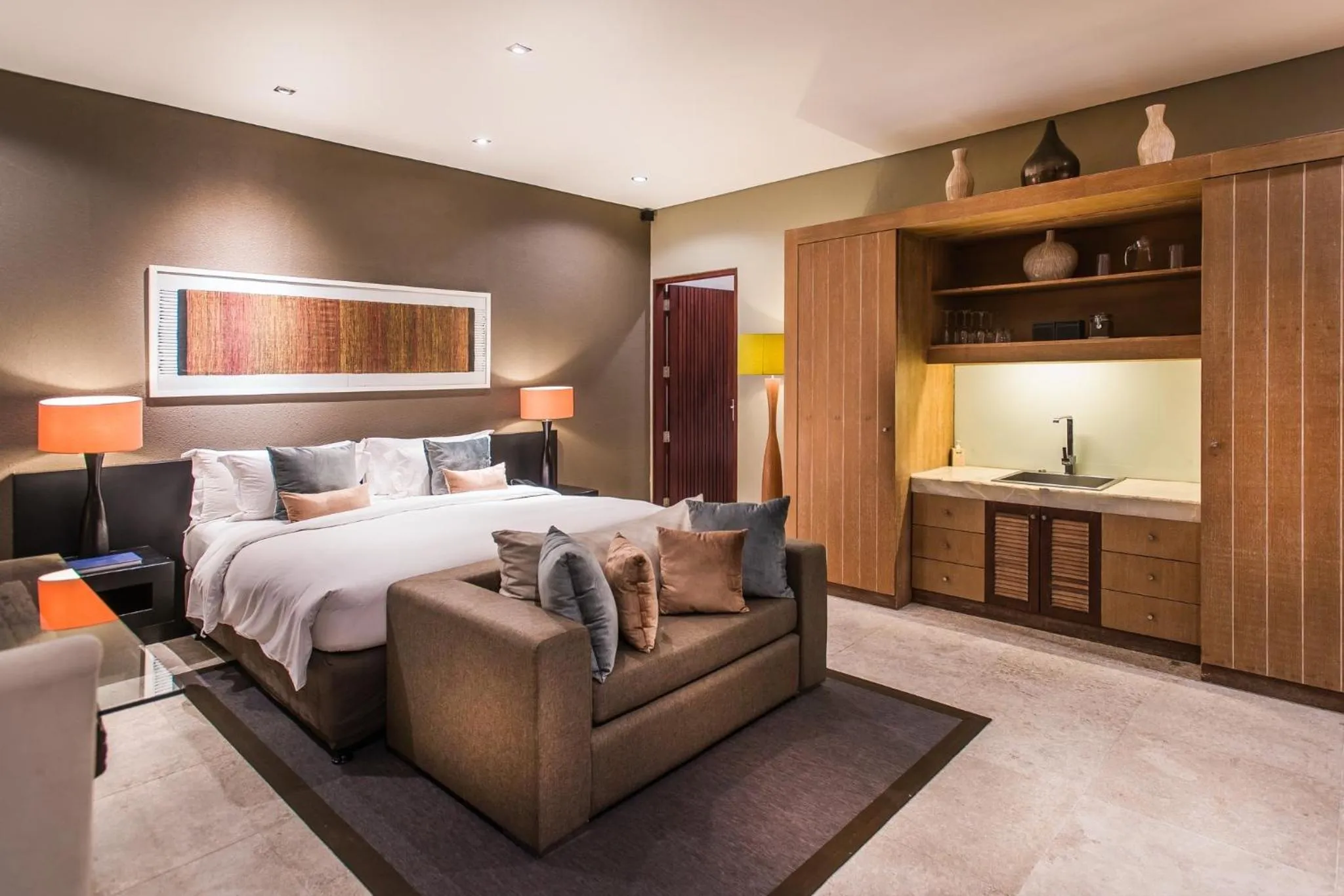 Studio in Cicada Luxury Townhouses