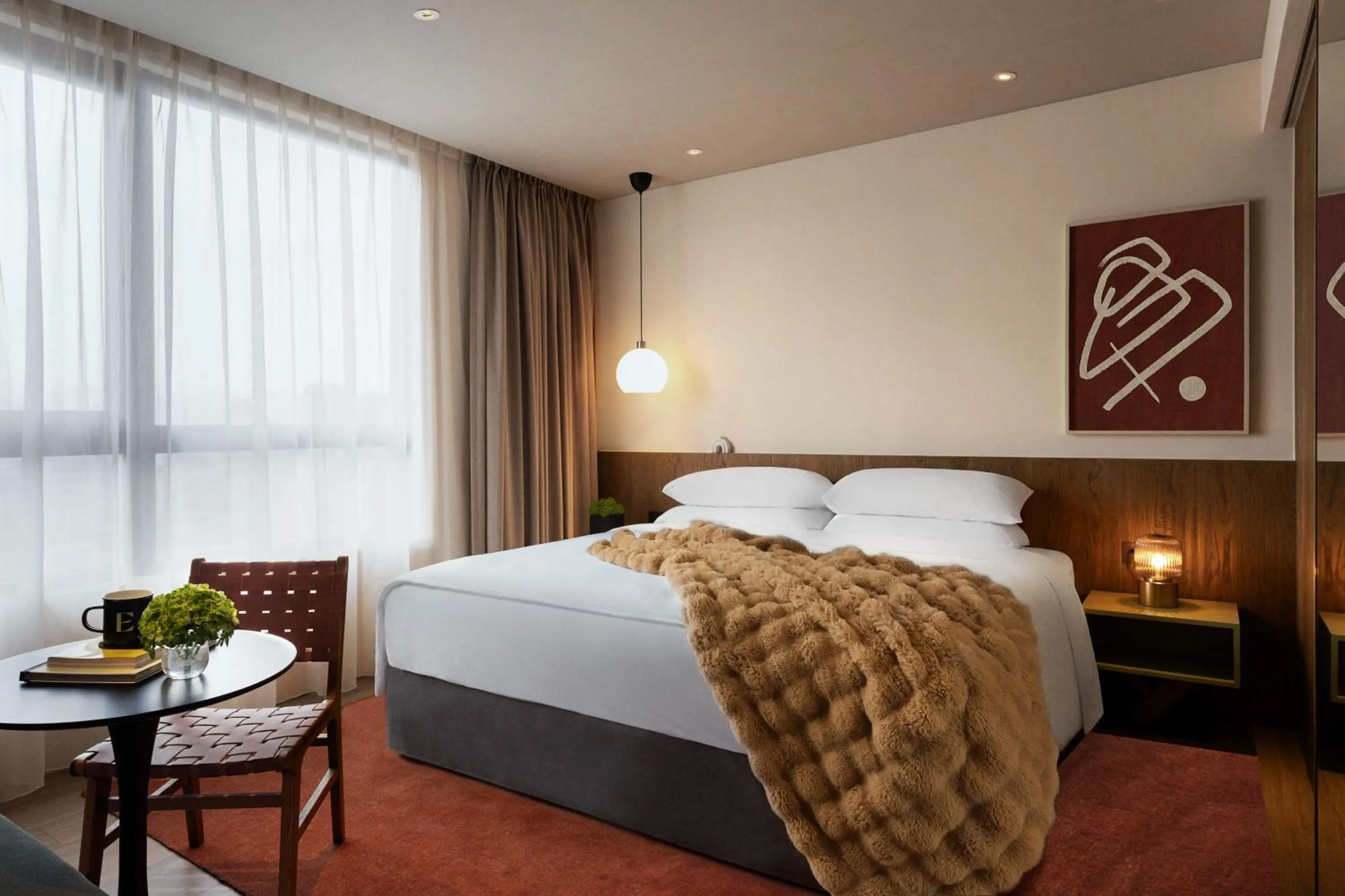 Deluxe Corner King Room with Sofa Bed in HYATT - EPISODE Daan Taipei, jdv by Hyatt