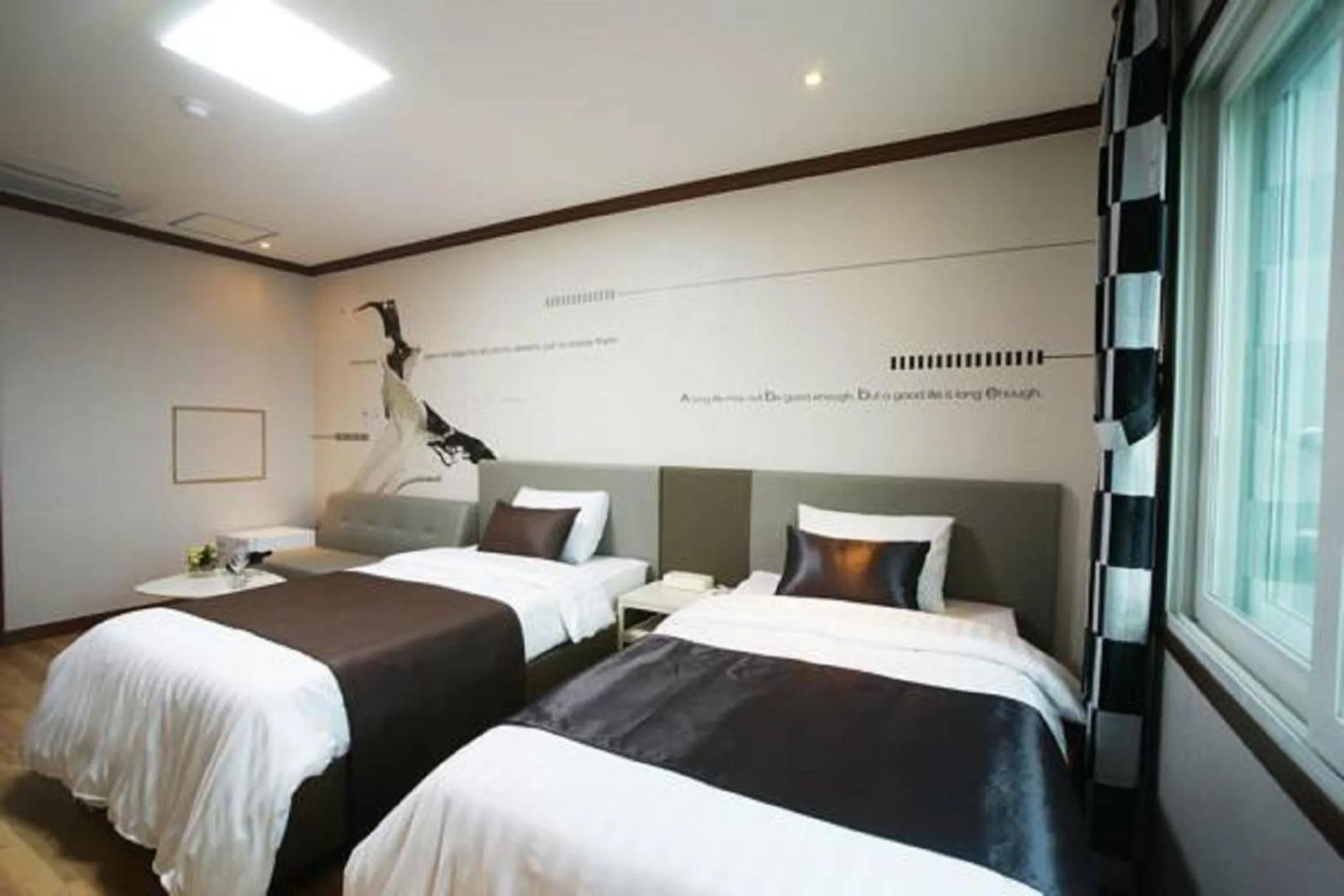 Standard Twin Room in Seongsan Aqua Beach Hotel