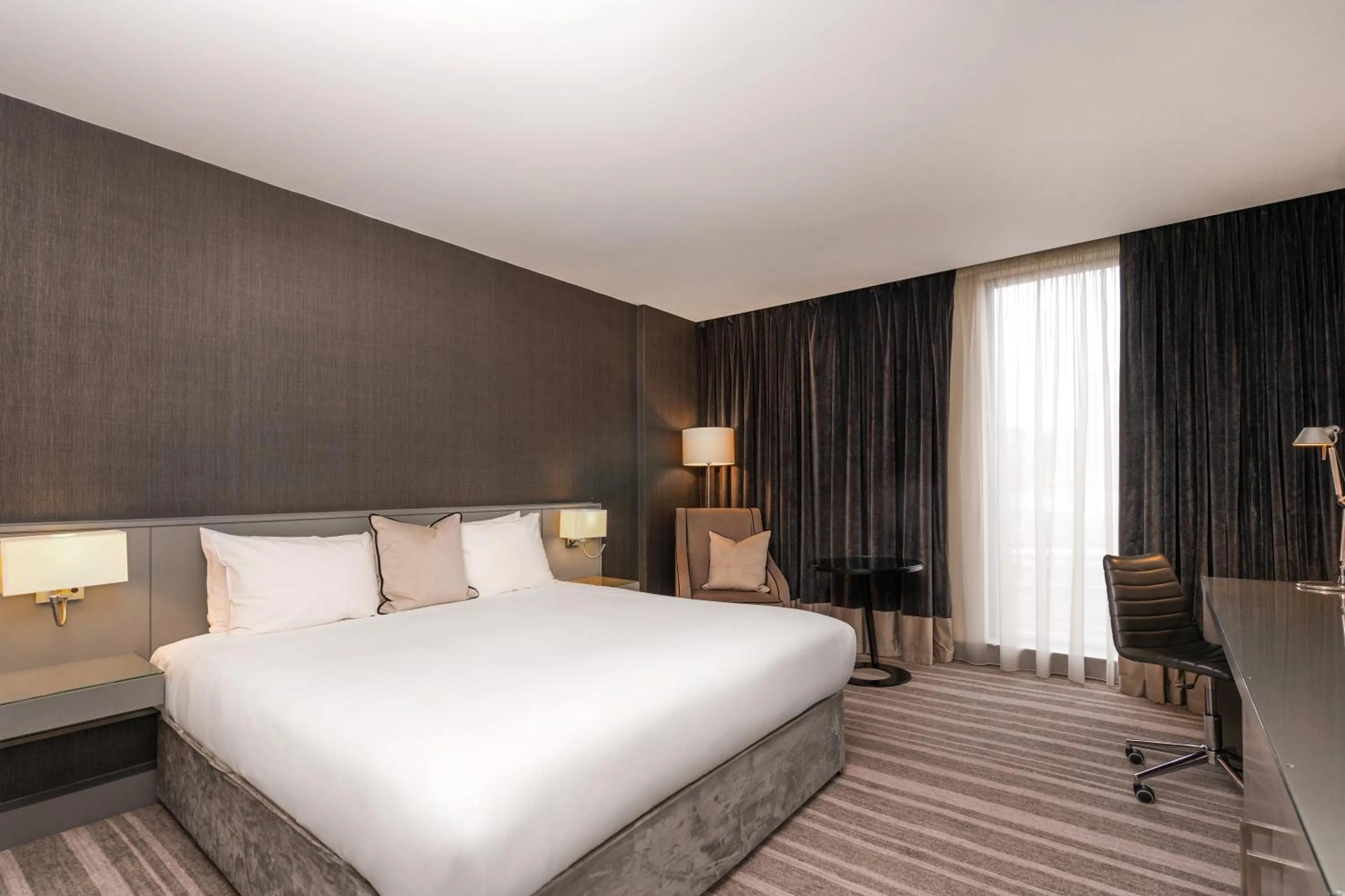 Standard King Room in Crowne Plaza Newcastle - Stephenson Quarter by IHG