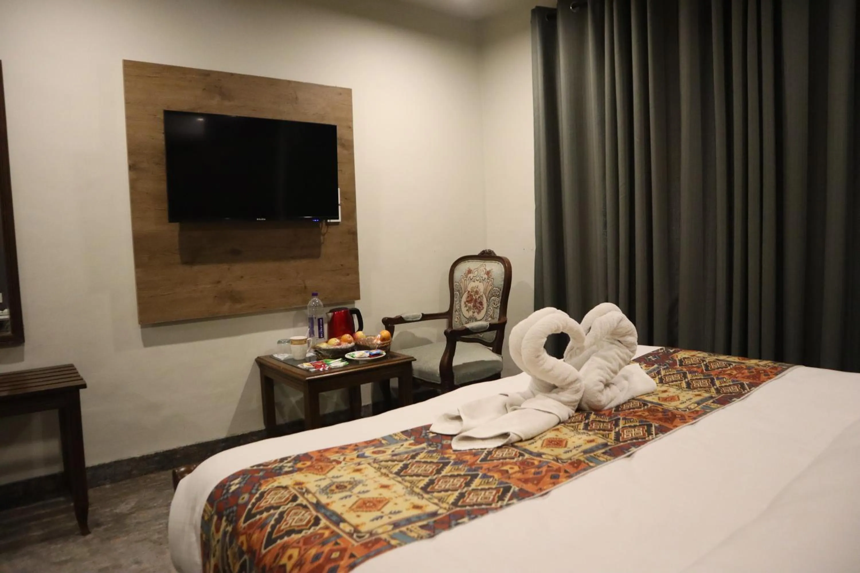 Deluxe King Room in Destination Heritage Peshawar