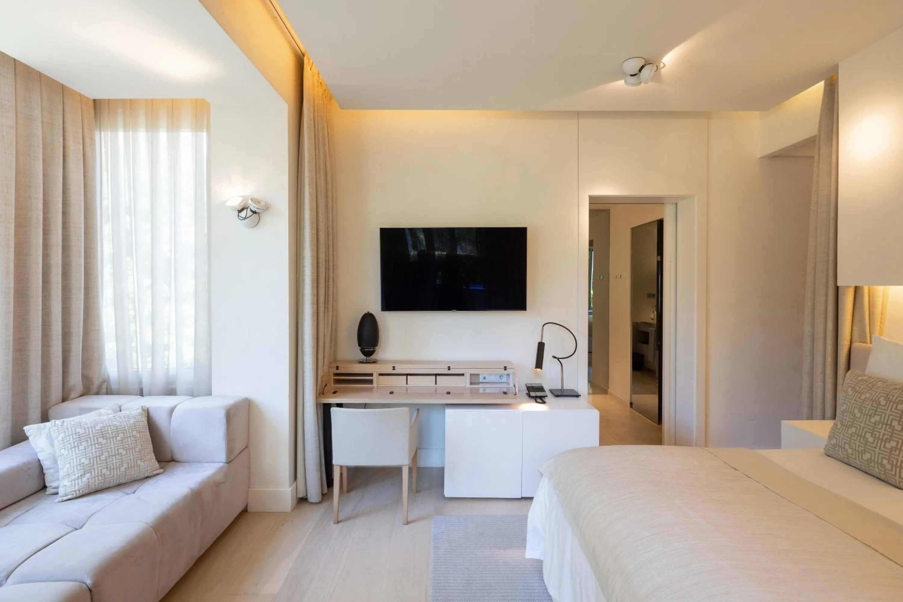 Deluxe Room (1 or 2 people) in ABaC H&R Barcelona Monument