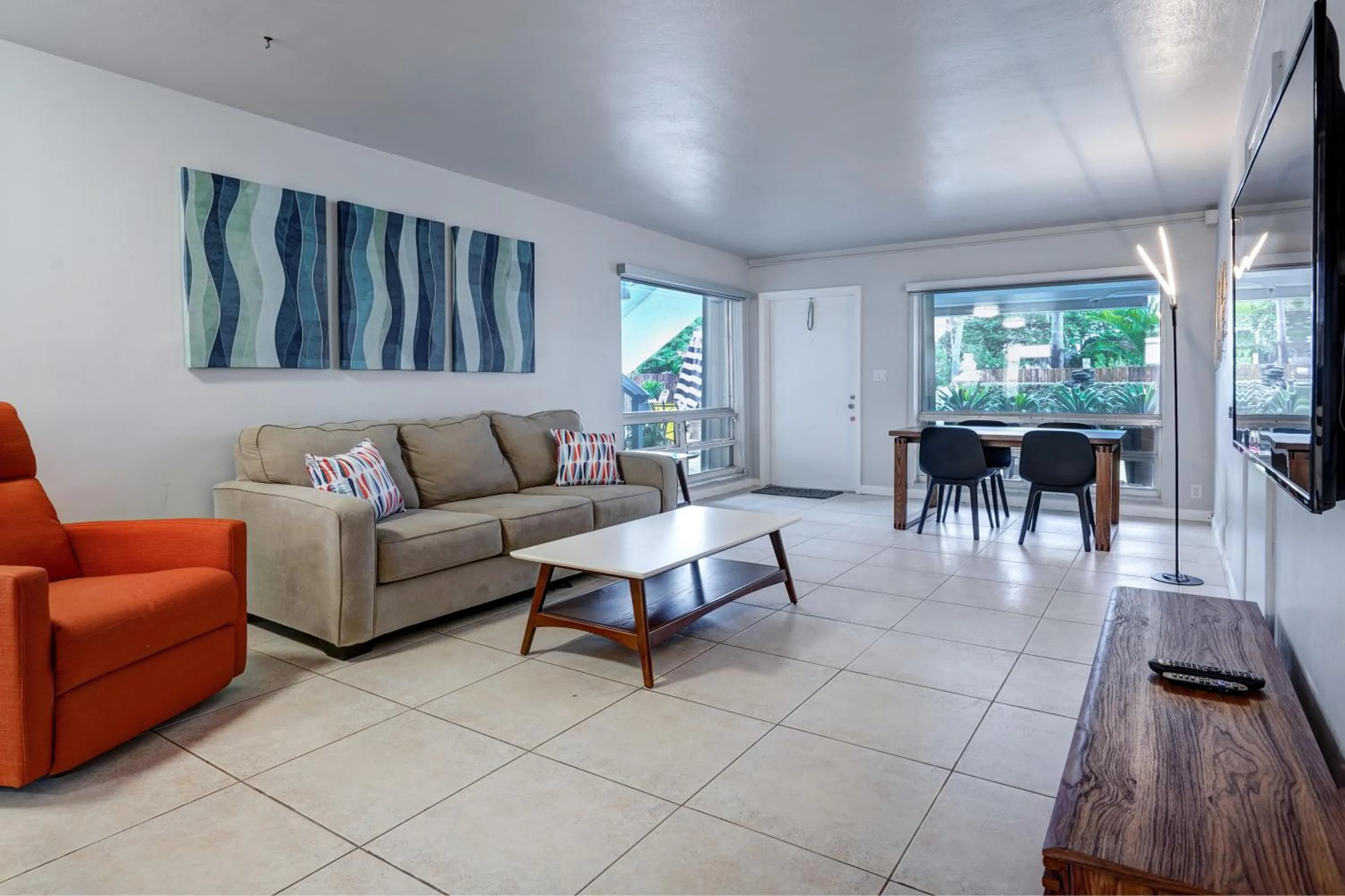 One-Bedroom Apartment in Ocean Villas of Deerfield