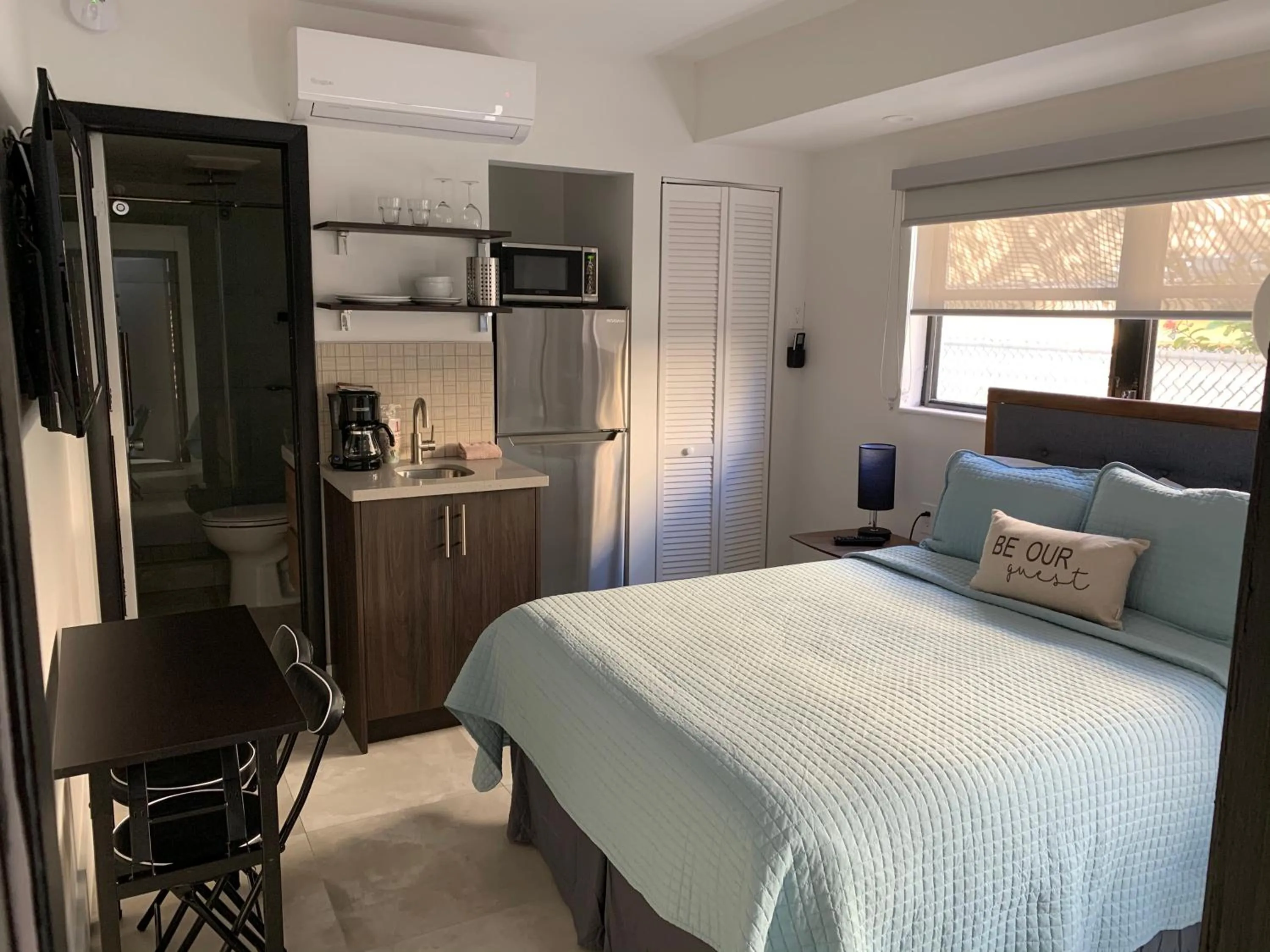 Deluxe Single Room in Ocean Villas of Deerfield