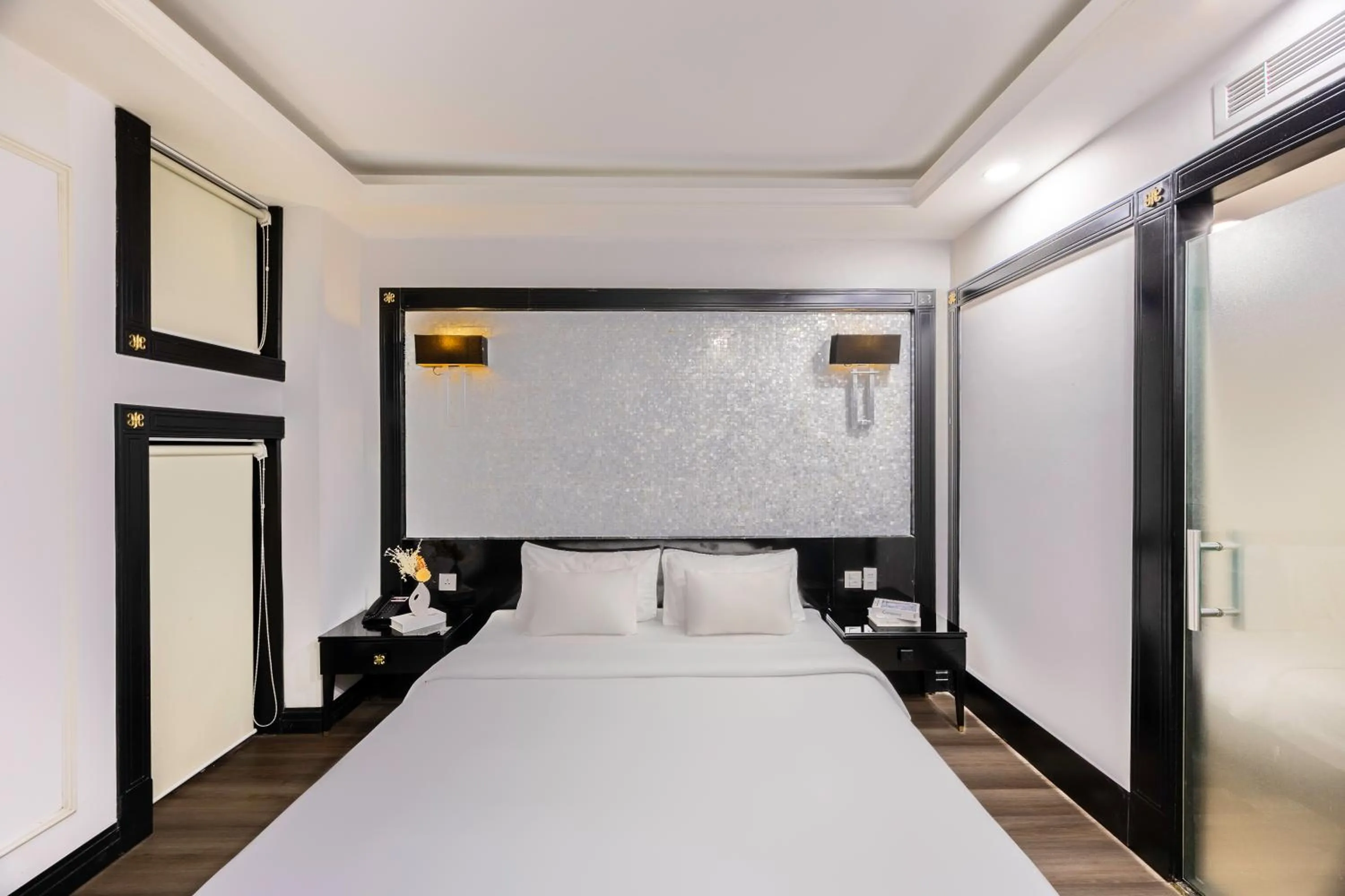 Superior Double Room in A25 Hotel - 06 Trương Định