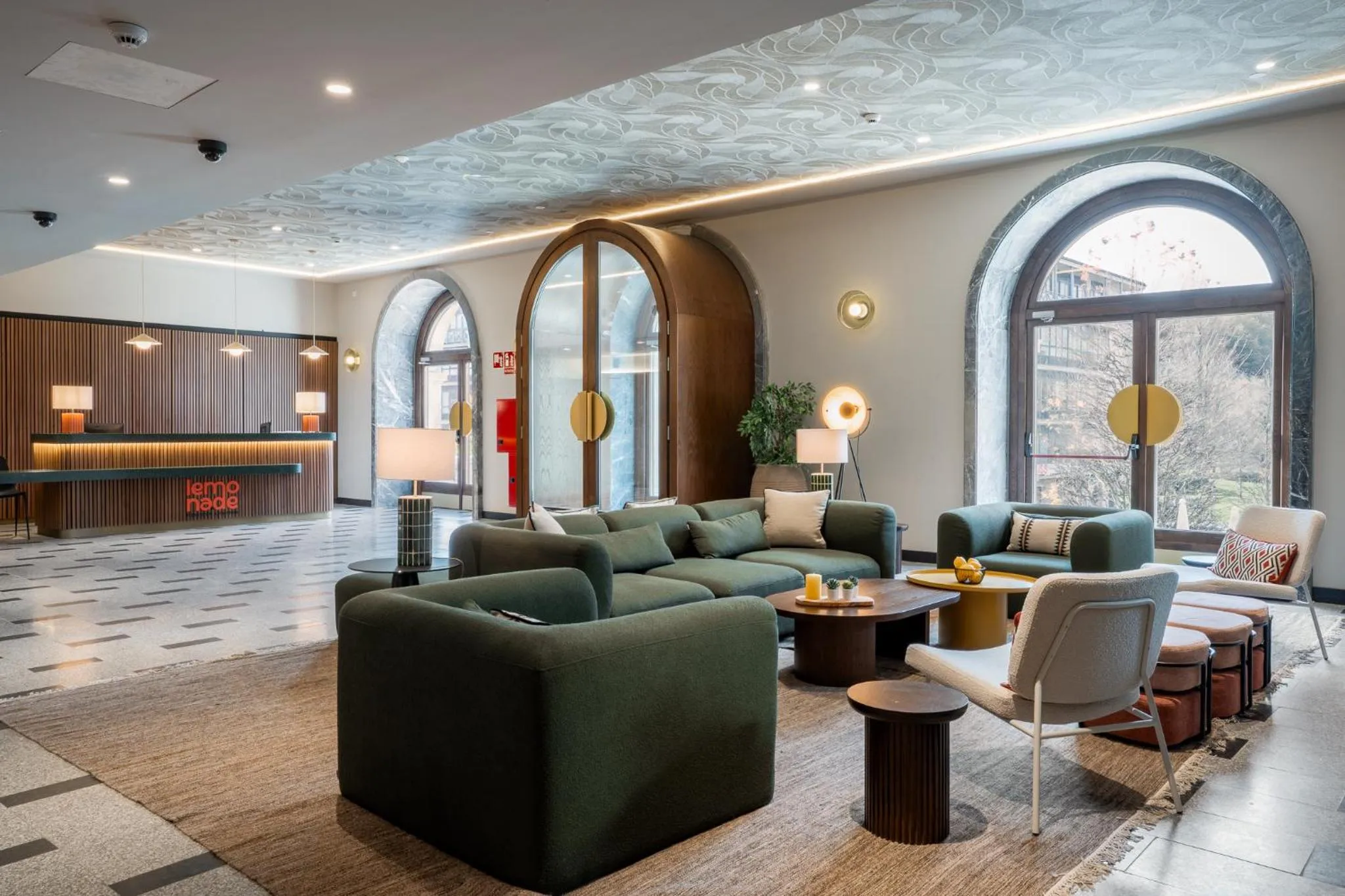 Lemonade Stays Santiago de Compostela