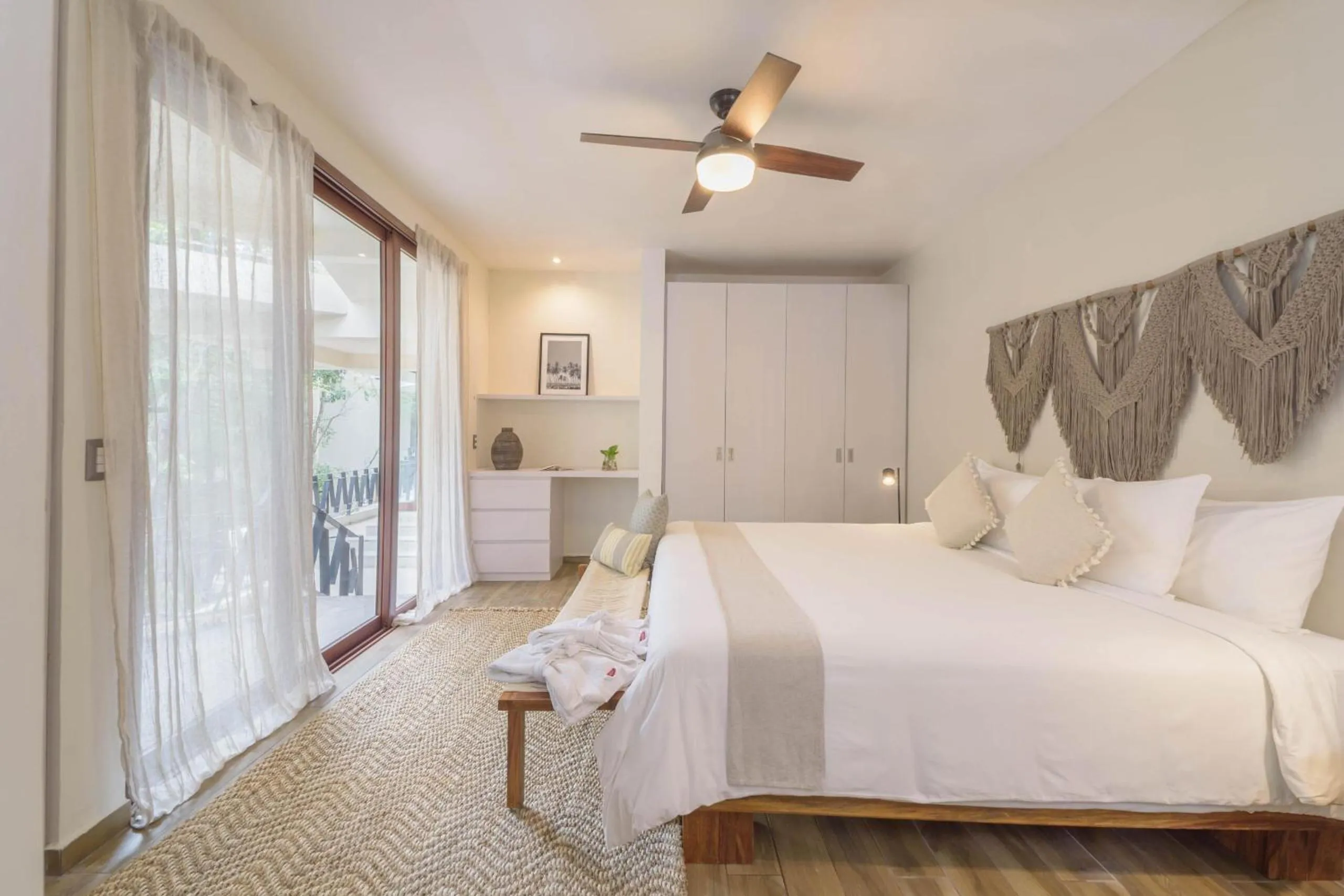 Deluxe Room in K'uyen Boutique Hotel