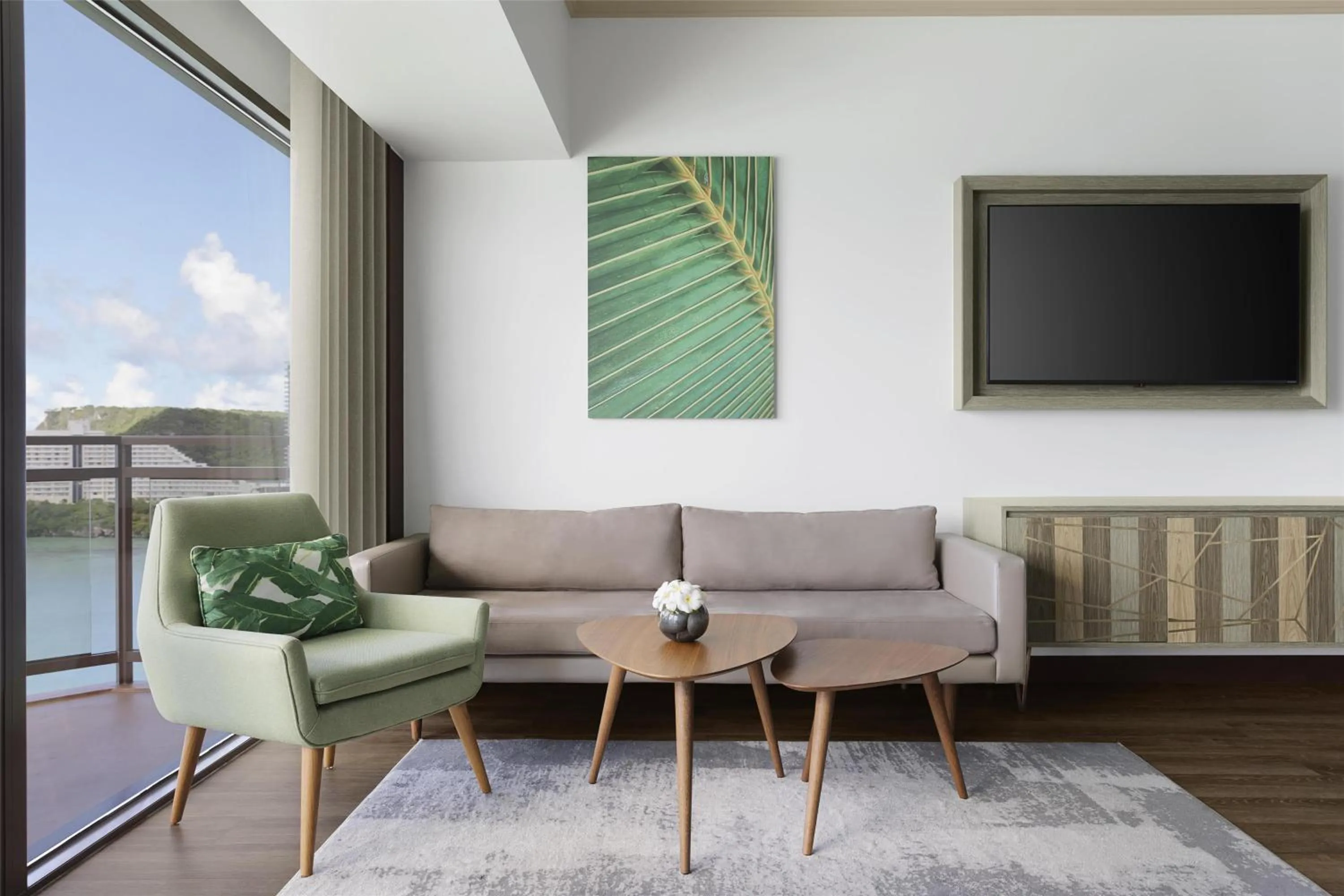 Deluxe Oceanfront 2 Queen in Dusit Beach Resort Guam