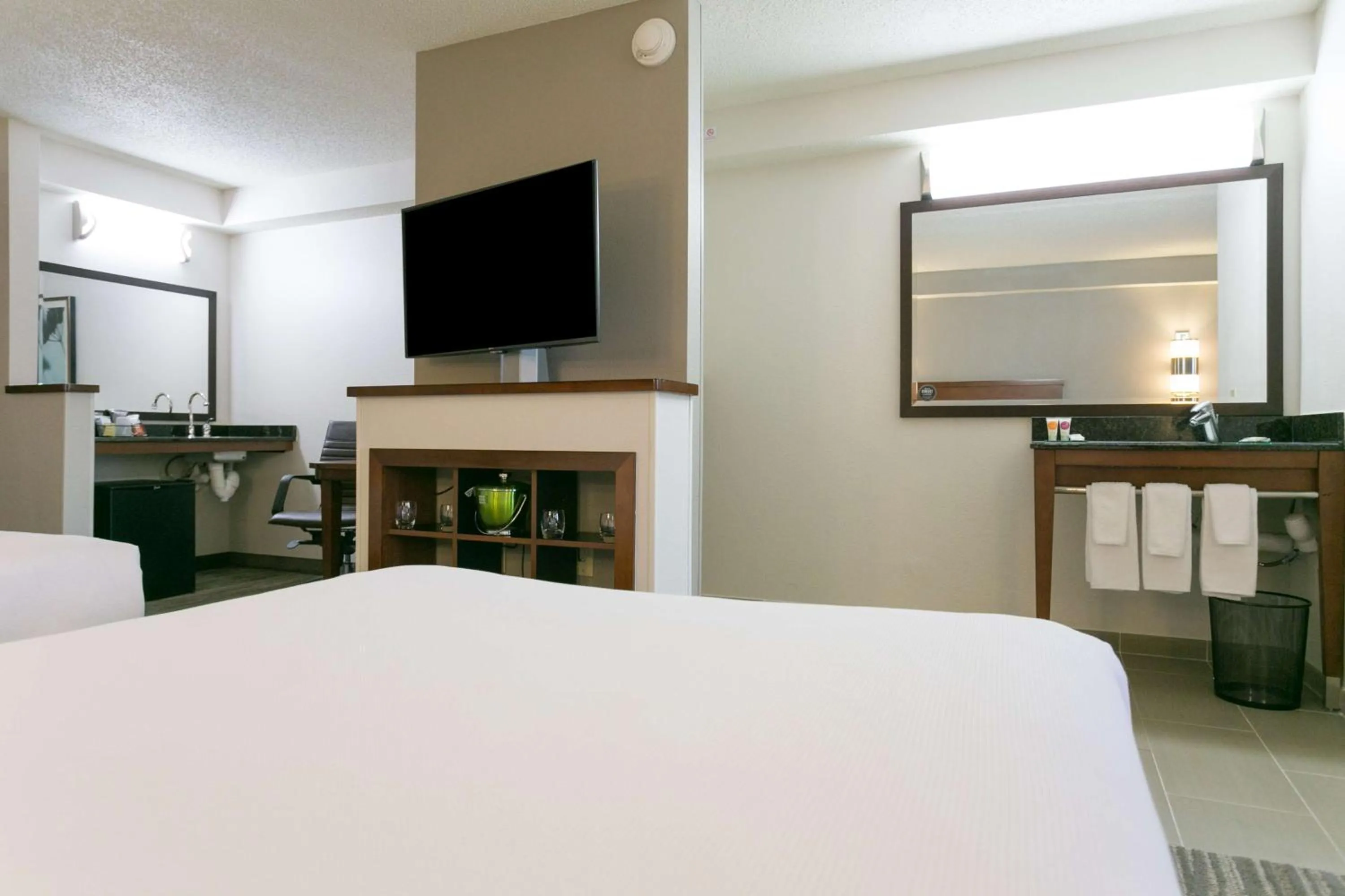Double Room with Two Double Beds and Sofa Bed in Hyatt Place Nashville Franklin Cool Springs