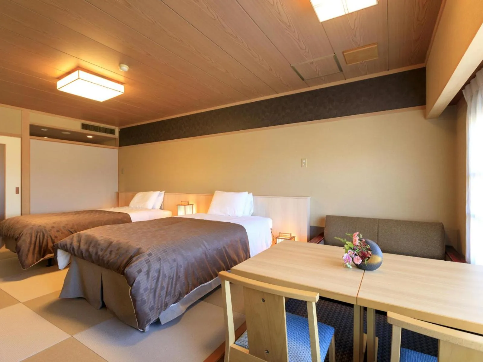 Superior Twin Room in Aishinkan