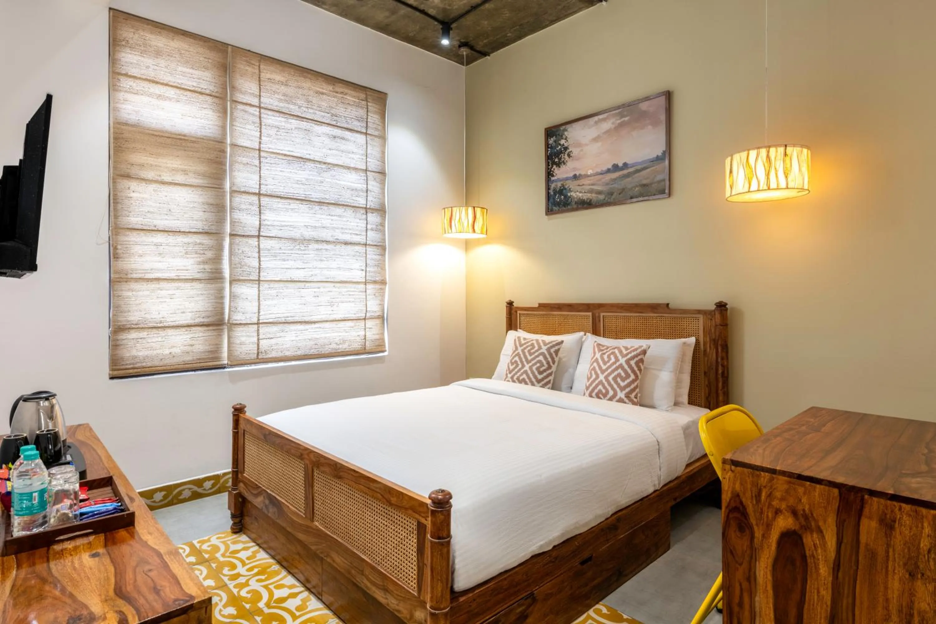 Deluxe Queen Room - single occupancy in Wandr Indiranagar, Bangalore